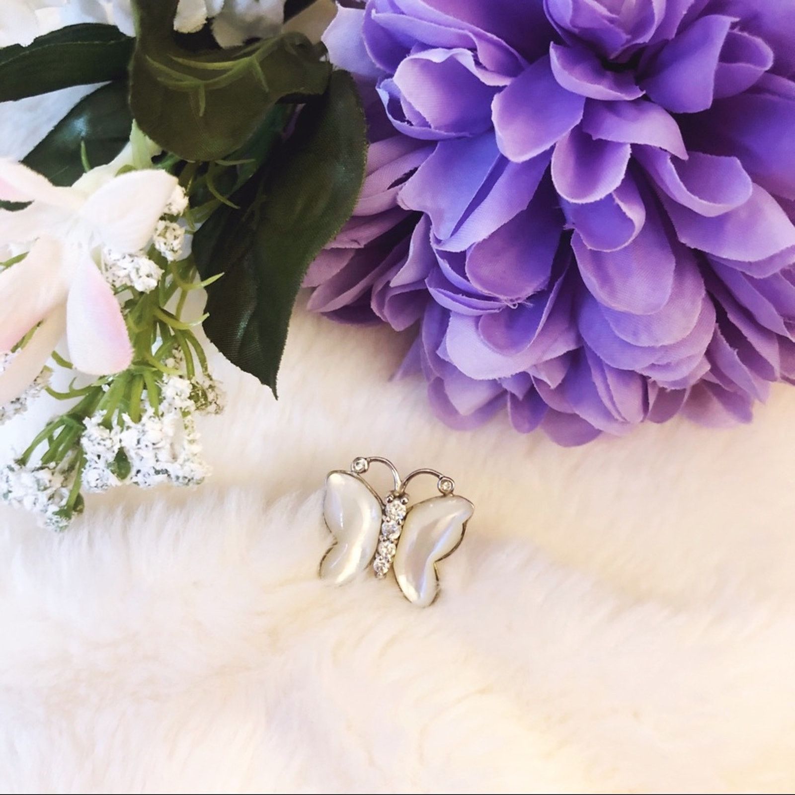 Other Sterling Silver Mother of Pearl Butterfly Ring Size ONE SIZE - 4 Thumbnail