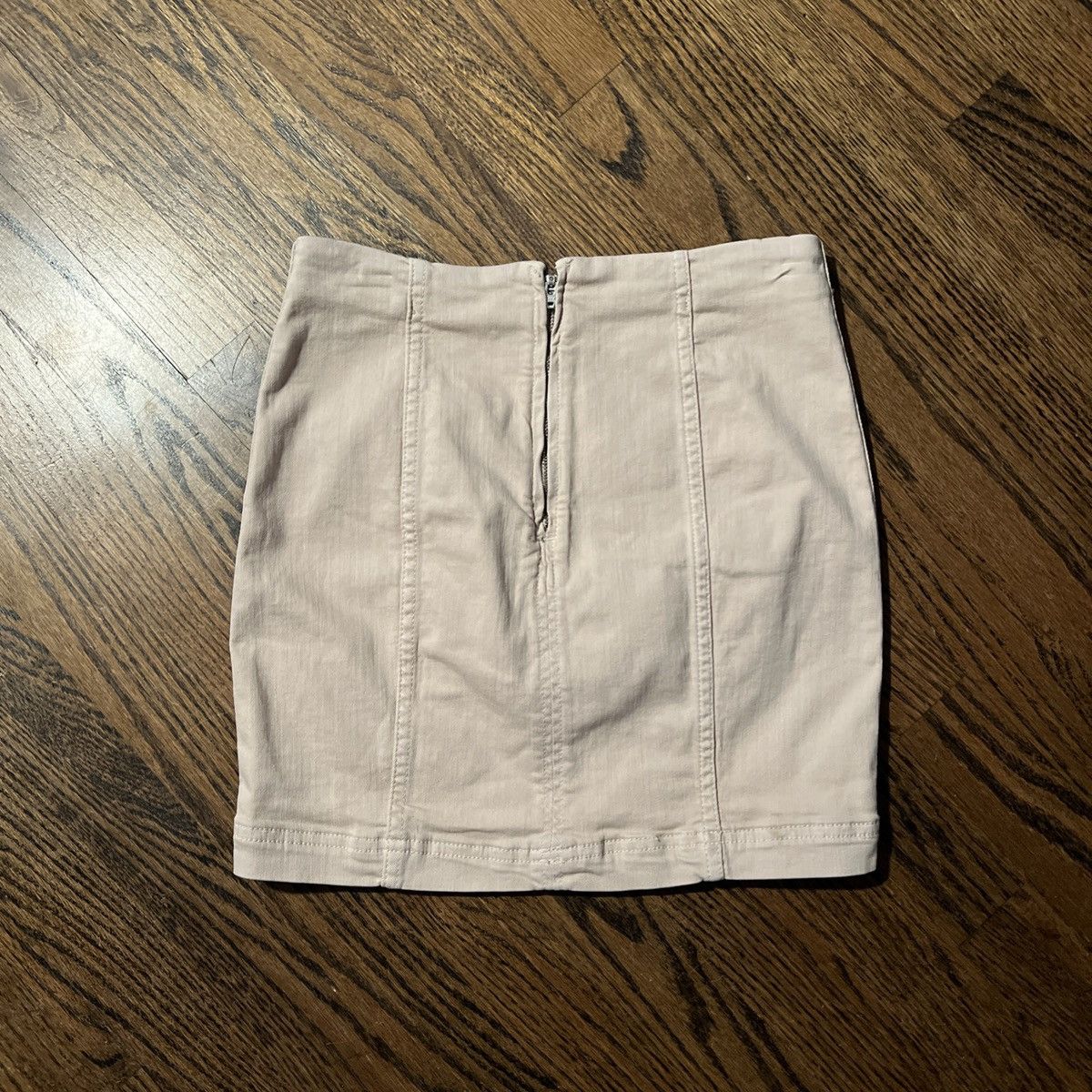 Free People FREE PEOPLE NWOT Women's Paneled Light Pink Tone Mini Skirt Size 25" / US 0 / IT 36 - 2 Thumbnail