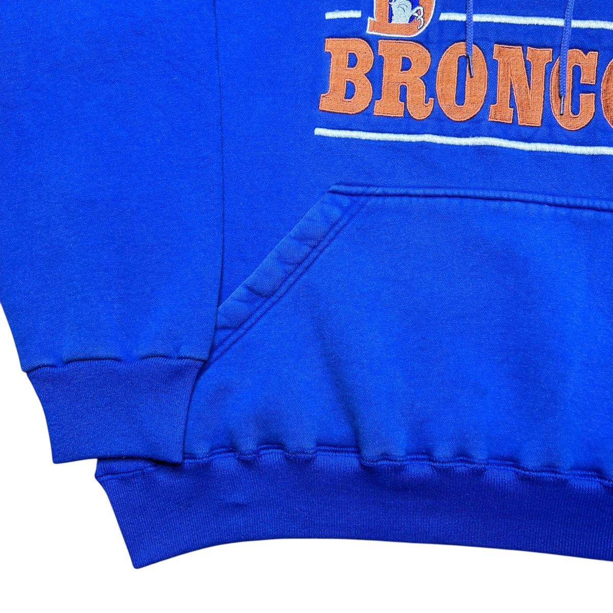 Starter 90s NFL Denver Broncos Starter Embroidered Spell Out Hoodie Size US M / EU 48-50 / 2 - 19 Thumbnail