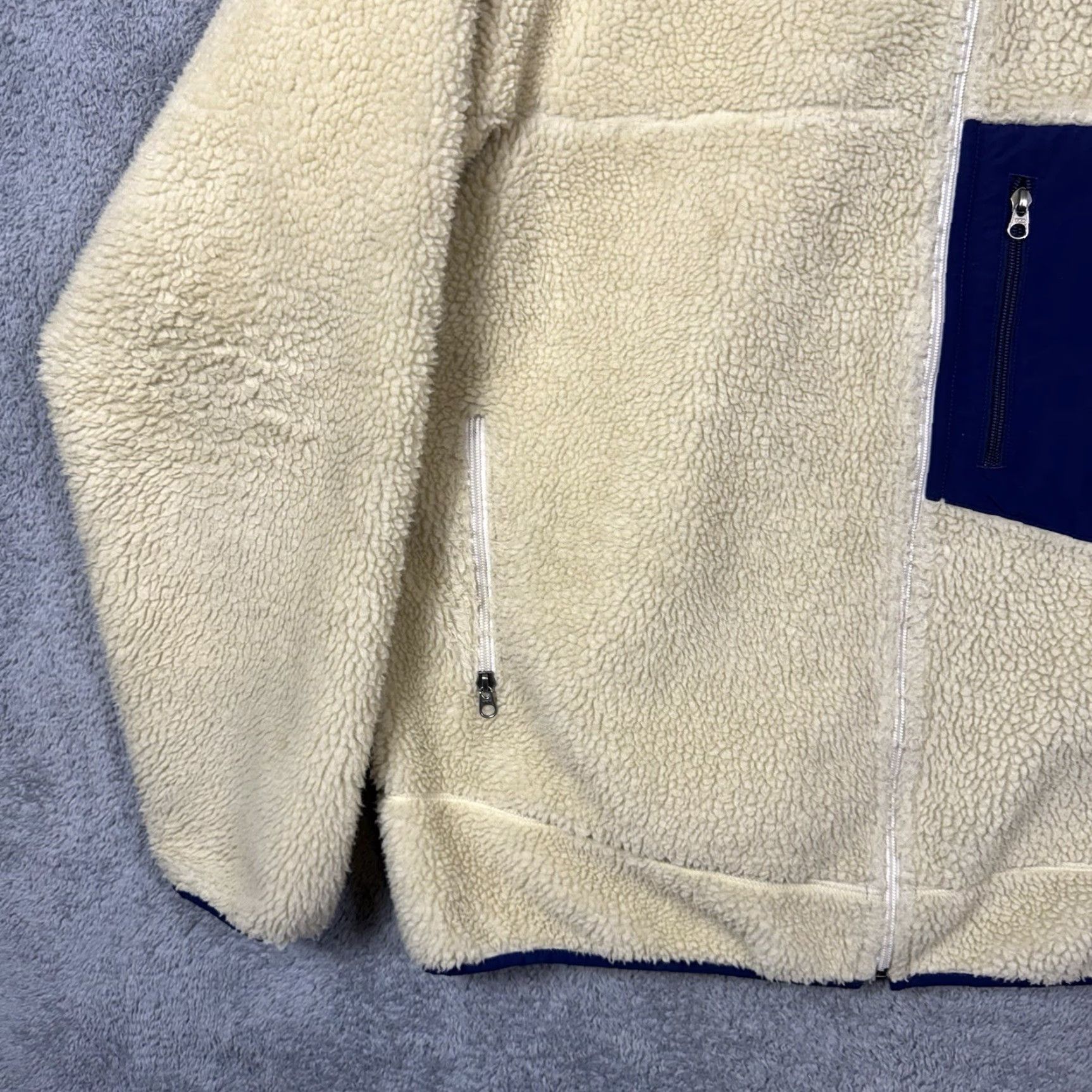 Patagonia Patagonia Jacket Mens 2XL Retro-X Full Zip Fleece Beige Solid Stand-Up Collar Jacket Style Regular Size US XXL / EU 58 / 5 - 3 Thumbnail