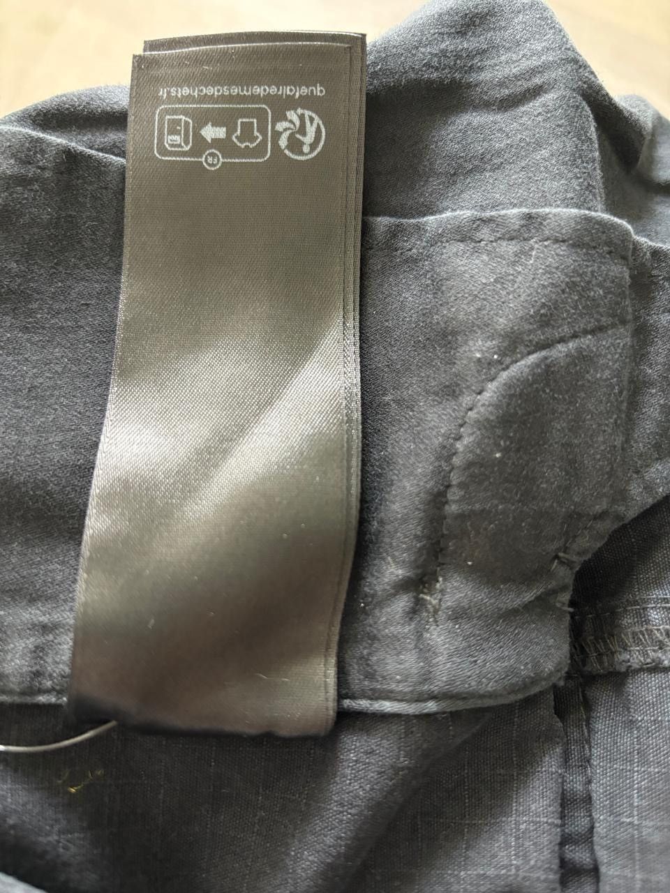 Balenciaga Balenciaga Distressed Cargo Shorts Size US 30 / EU 46 - 10 Thumbnail