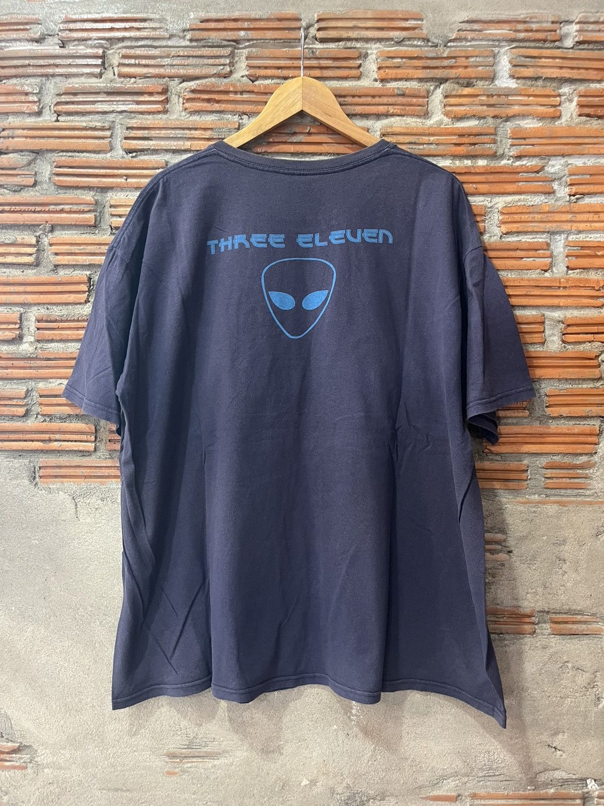 Band Tees Vintage 311 Three Eleven Alian band 00’s Tshirt Size US XXL / EU 58 / 5 - 3 Thumbnail