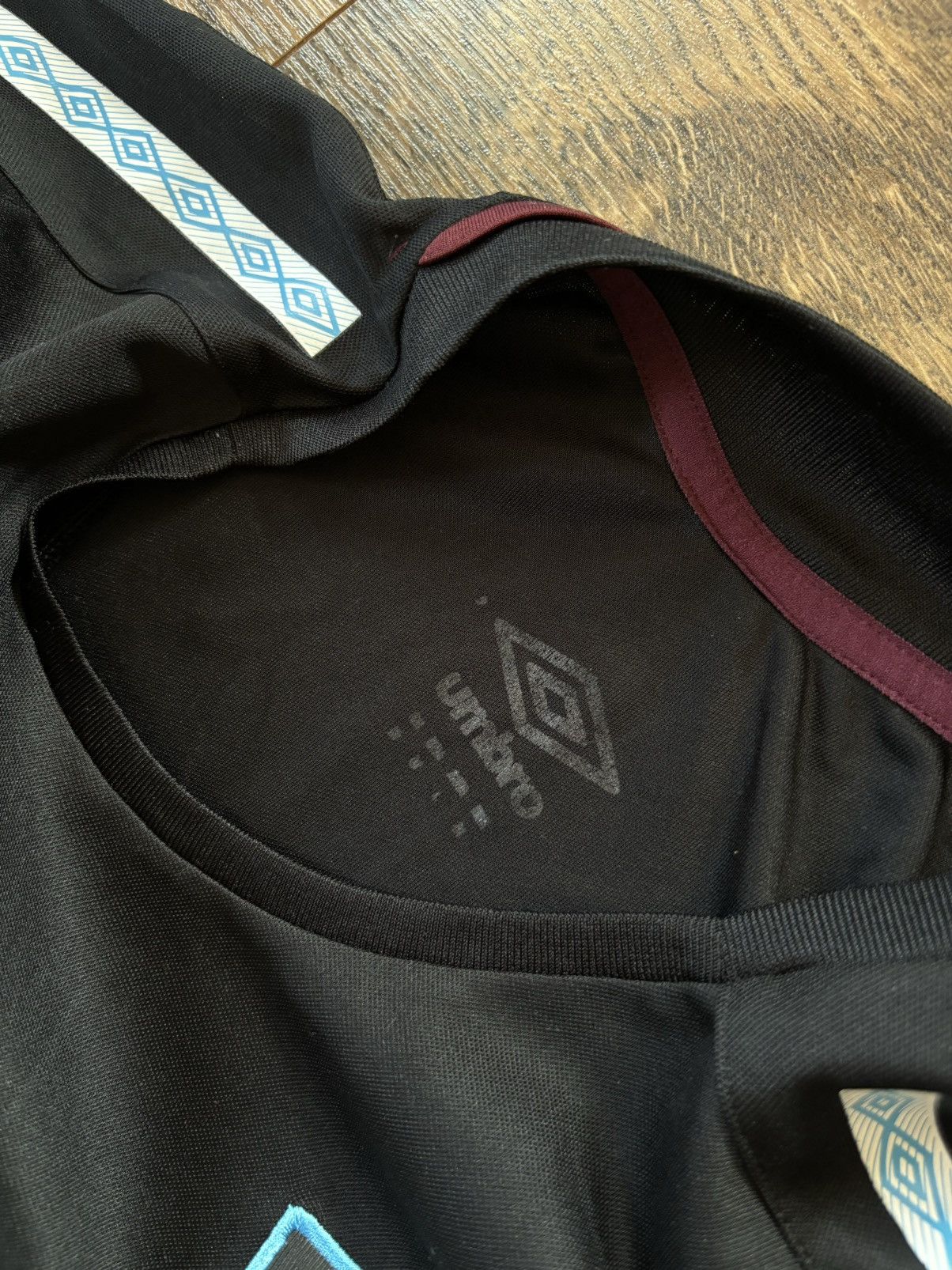 Umbro Jersey West Ham United 2017/2018 Umbro Soocer sz L Size US L / EU 52-54 / 3 - 3 Thumbnail