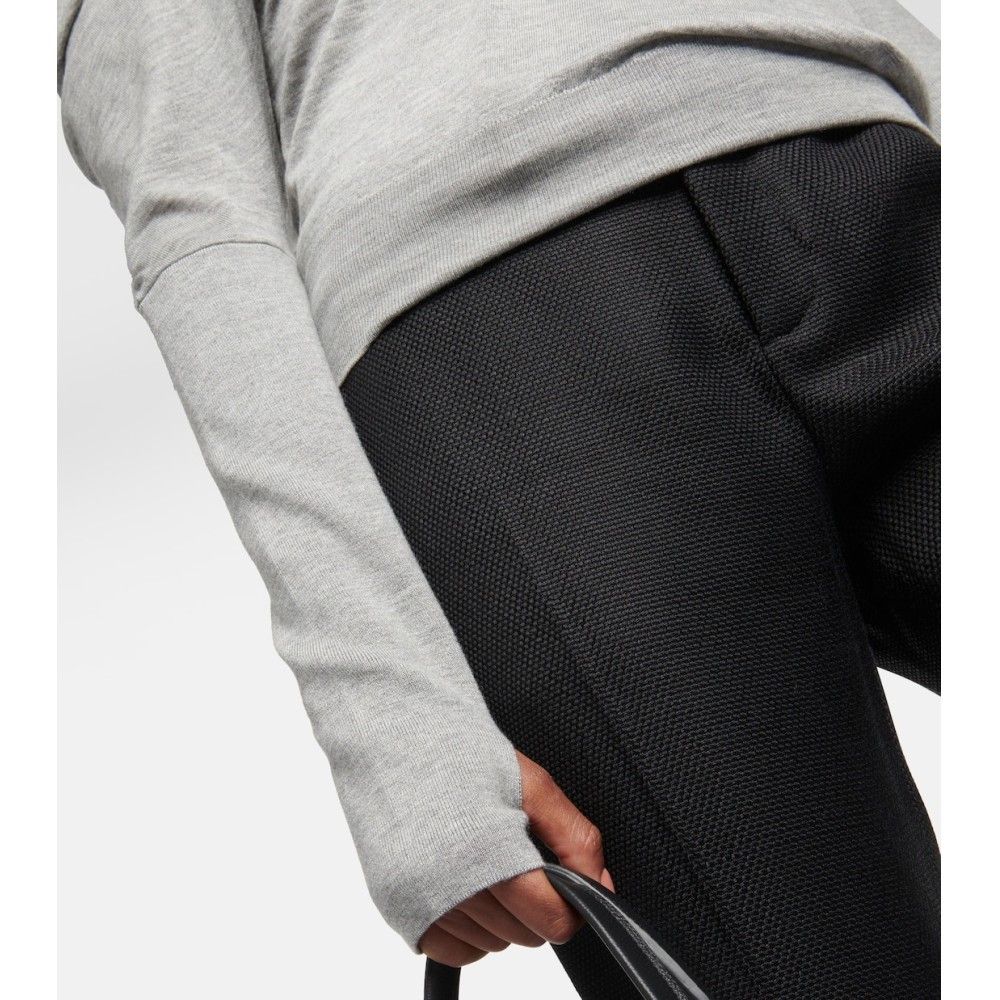 Tom Ford o1loc1c0924 MAK697 Asymmetric Sweater in Grey Size XS / US 0-2 / IT 36-38 - 5 Thumbnail