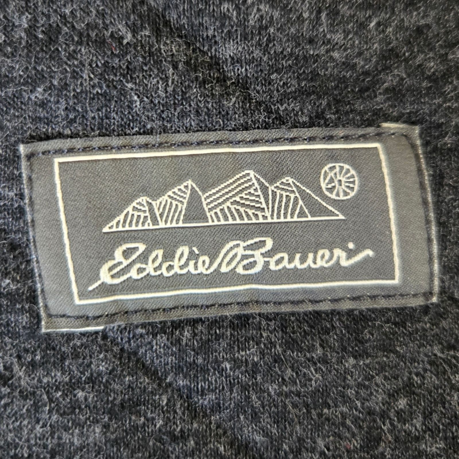 Eddie Bauer Eddie Bauer Grey Quilted Pullover Jacket Size Medium Size M / US 6-8 / IT 42-44 - 5 Thumbnail