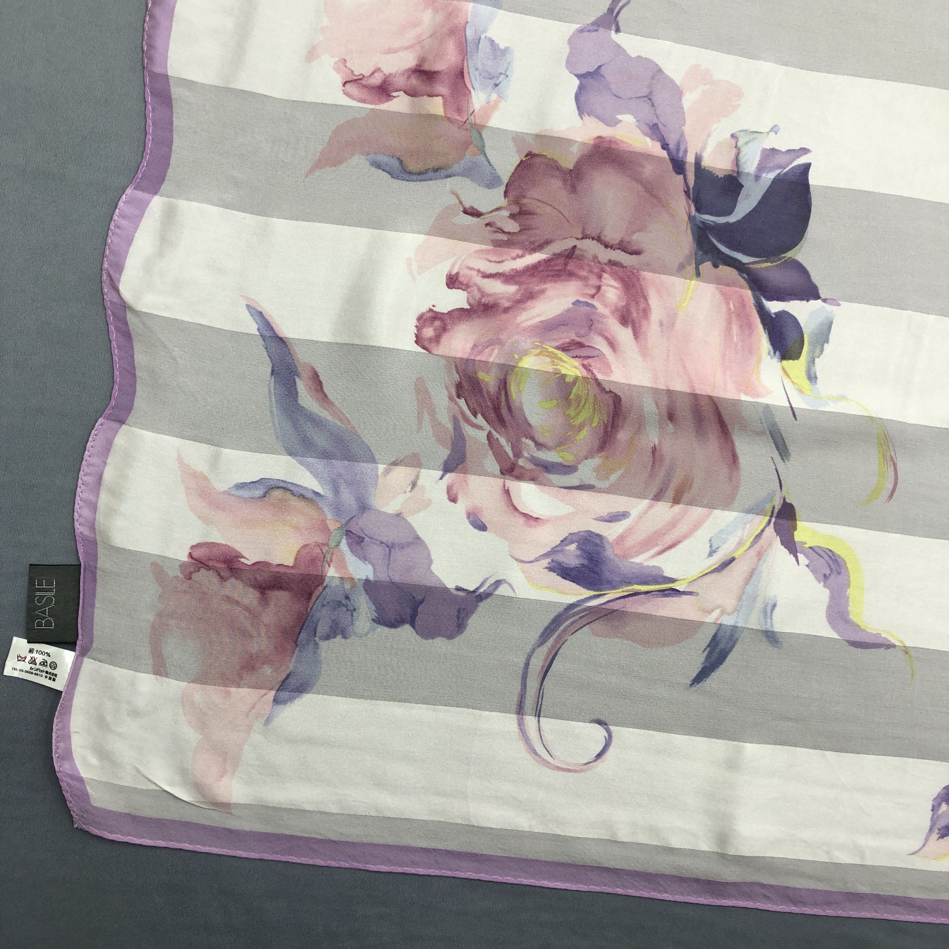 Designer × Vintage Vintage Basile SILK Scarf Twill Stole Wraps Scarves Size ONE SIZE - 15 Thumbnail