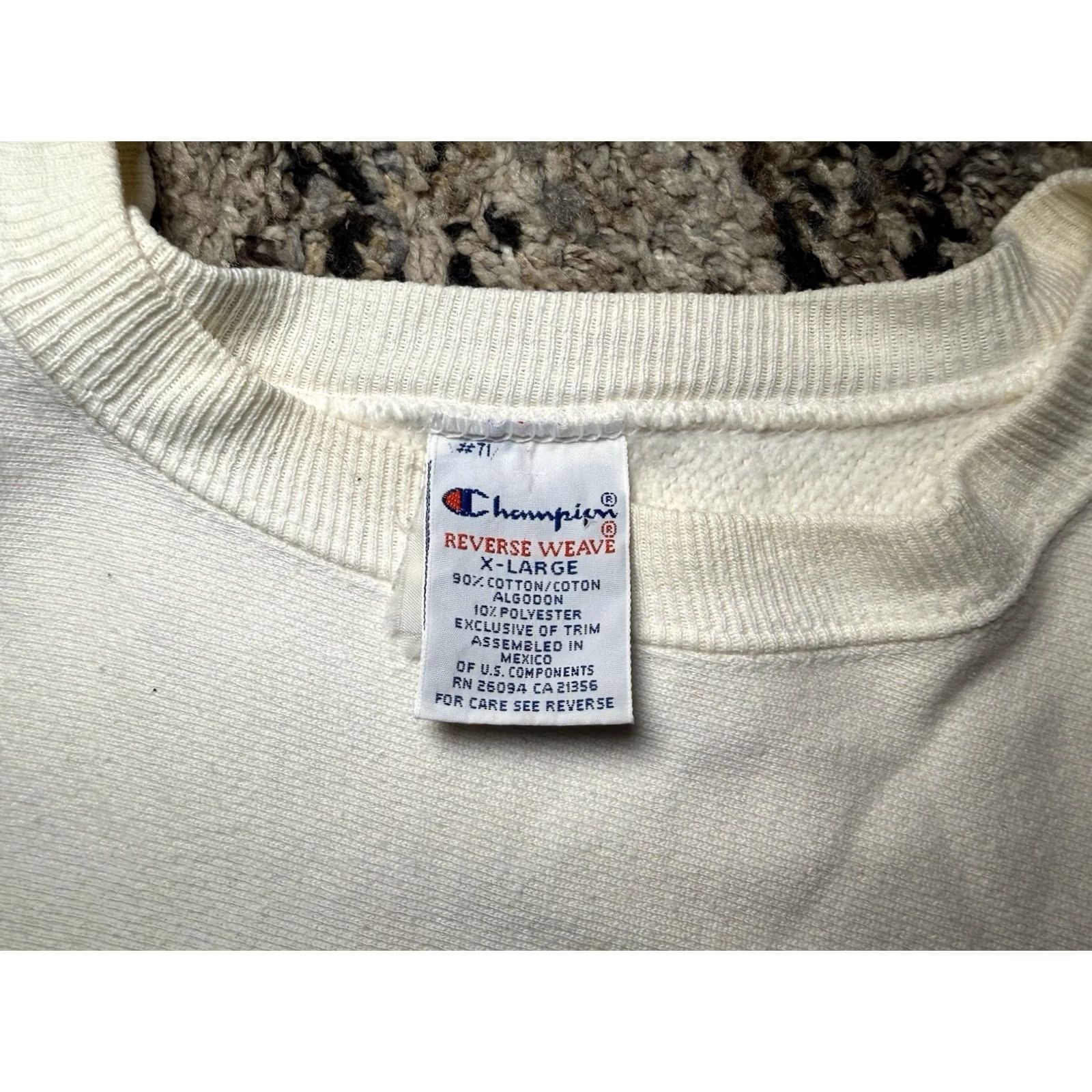 Champion VINTAGE Champion Reverse Weave Sweatshirt Unisex Adults XL Beige 80s 90s University Oil Of Olay Makeup Cosmetics Pullover Crew Neck Long Sleeve Size US XL / EU 56 / 4 - 3 Thumbnail