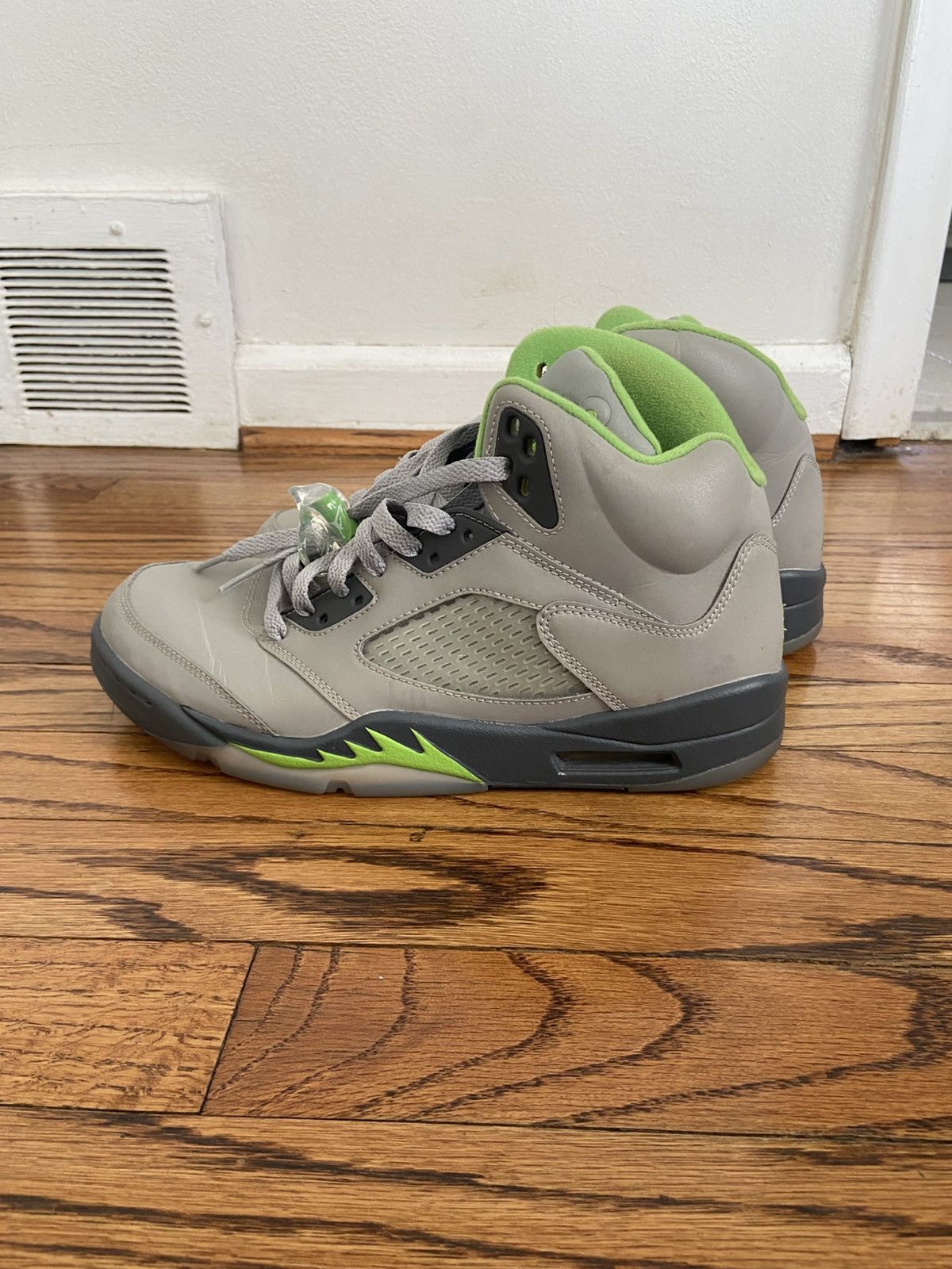 Jordan Brand Air jordan 5 green bean Size US 8.5 / EU 41-42 - 3 Thumbnail