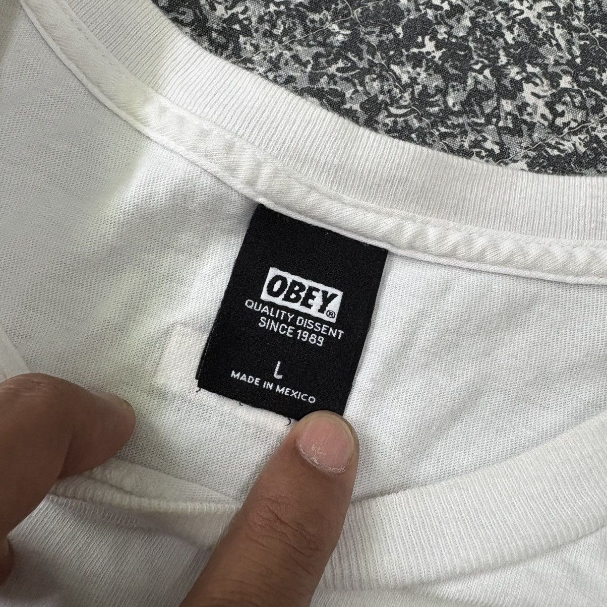 Obey × Vintage 🔴 OBEY Rare!! Vintage T-Shirt (30 Years of Dissent )🔴 Size US L / EU 52-54 / 3 - 5 Thumbnail