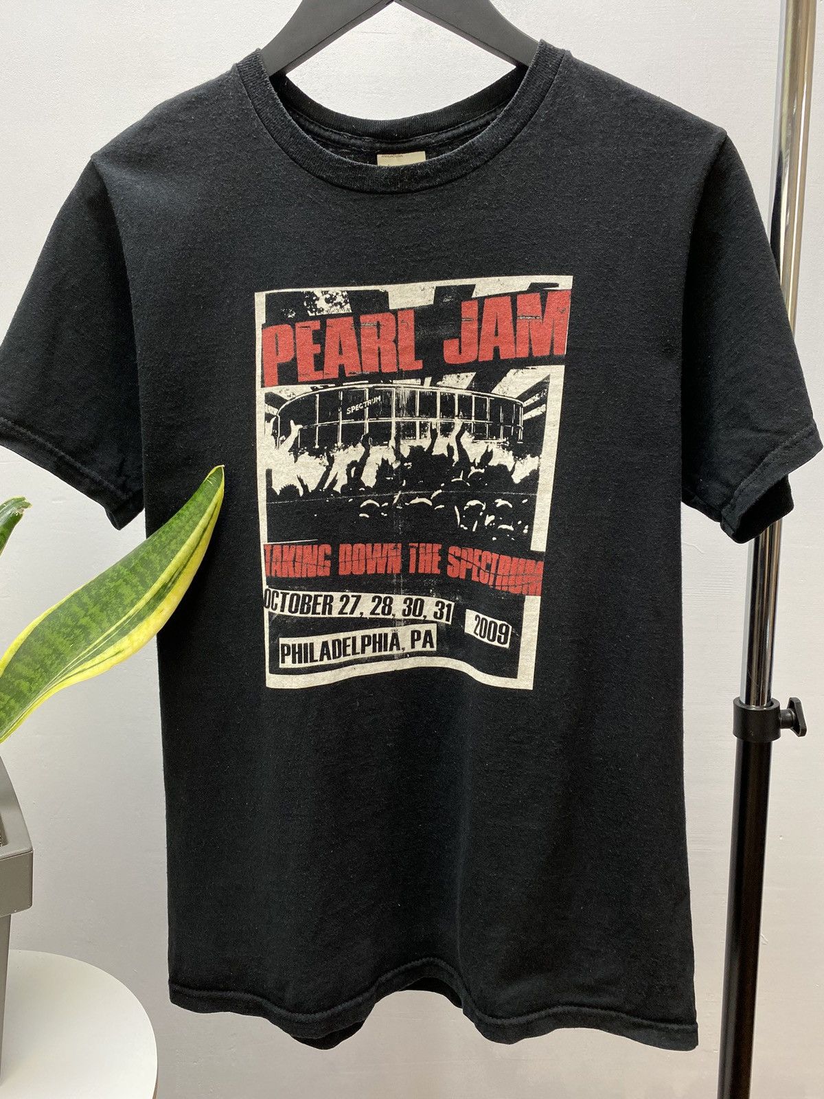Band Tees × Vintage Vintage 2009 Pearl Jam Tour T-Shirt Size US M / EU 48-50 / 2 - 4 Thumbnail
