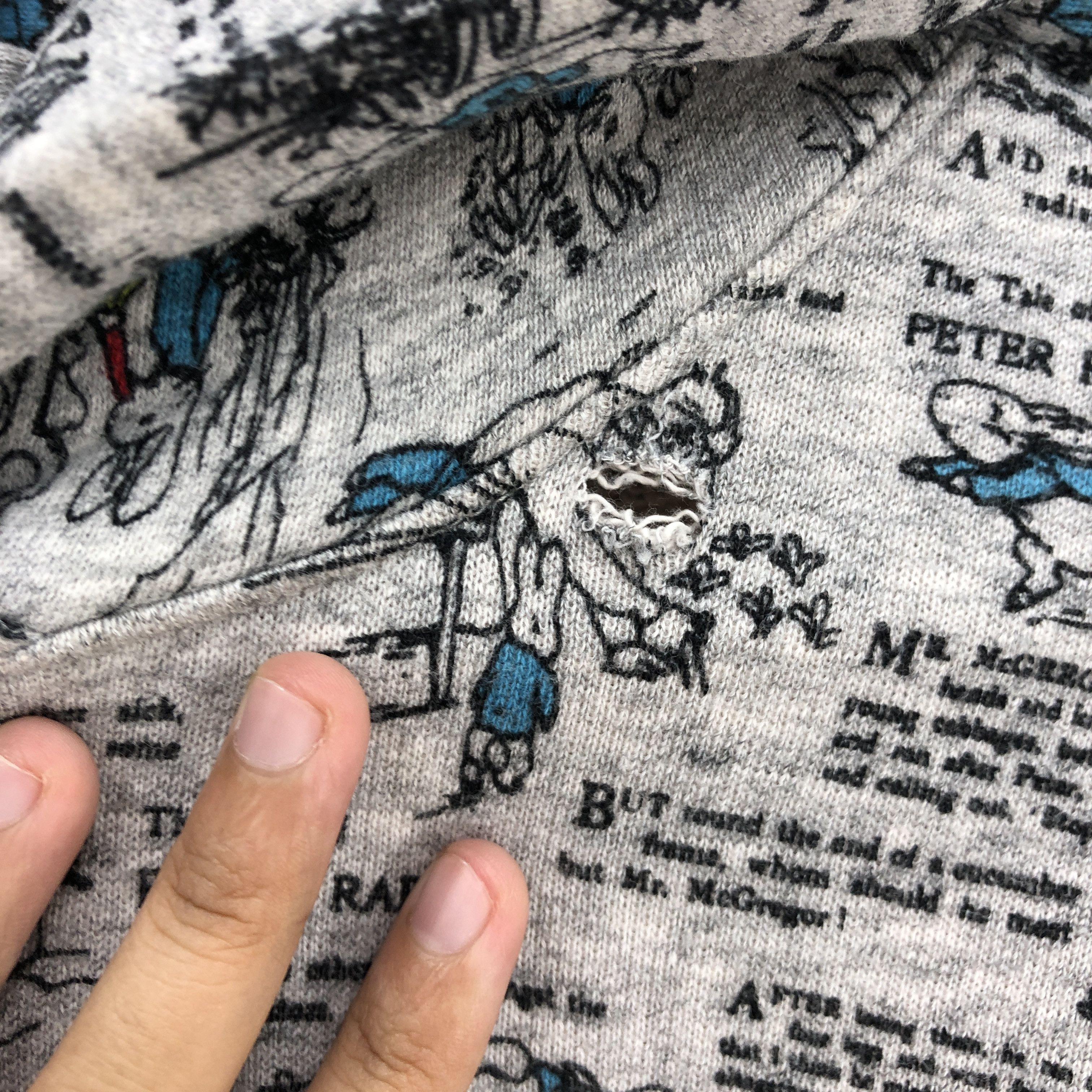Cartoon Network × Vintage Peter Rabbit Sweater Cartoon Movie Full Print Sweater Size US L / EU 52-54 / 3 - 4 Thumbnail
