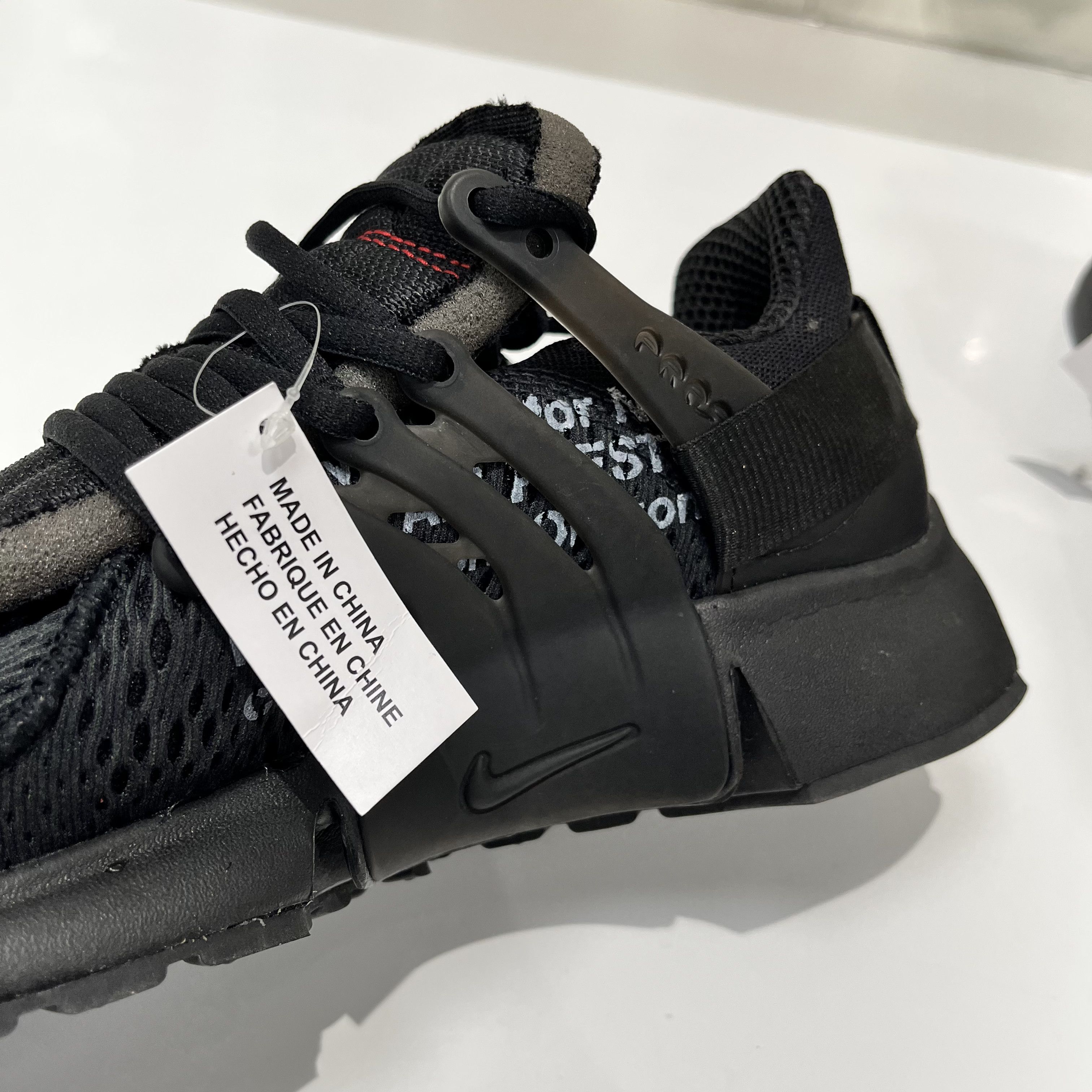 Nike × Off-White Nike Air Presto x Off-White Black (2018) Size US 10 / EU 43 - 13 Thumbnail