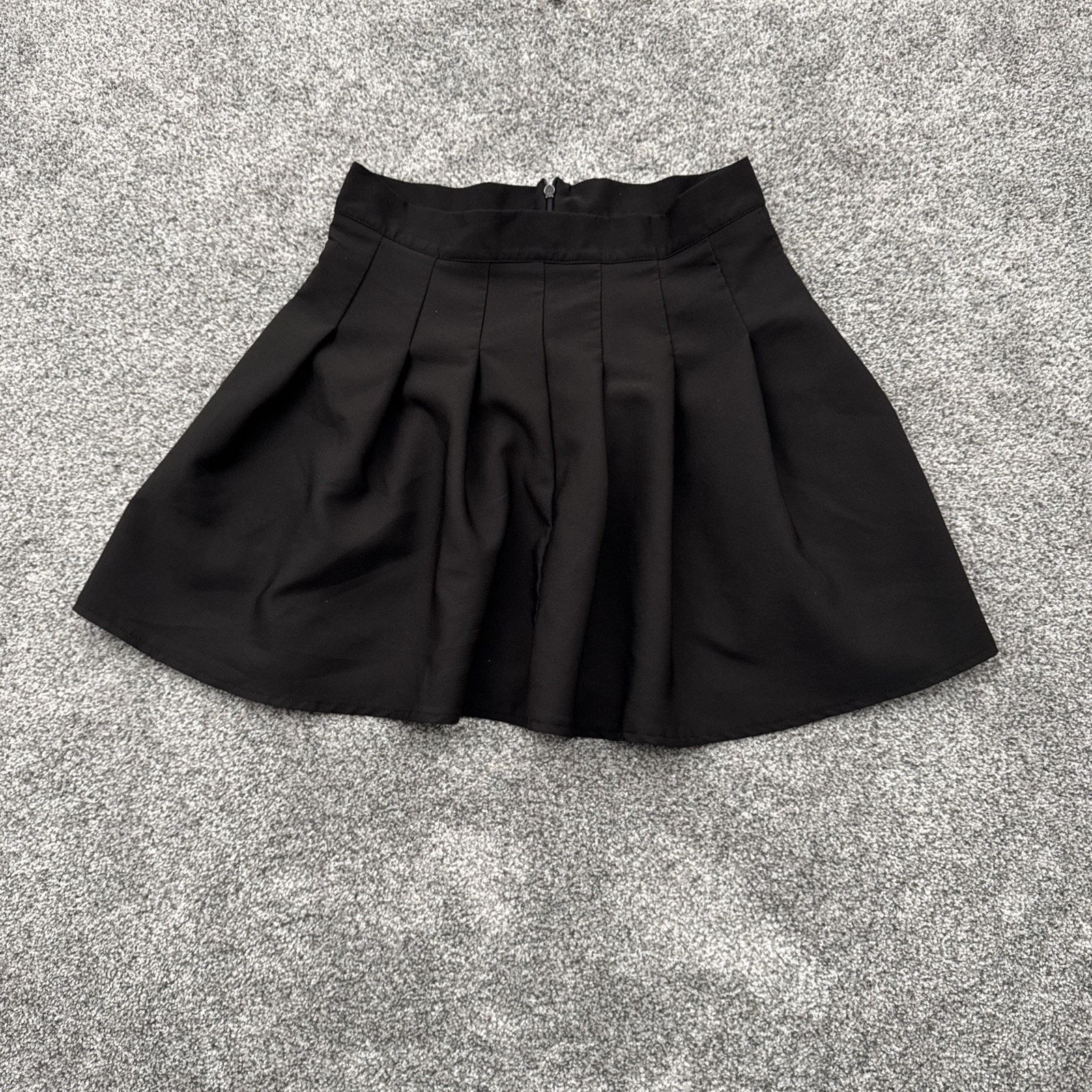 Other Pleated Mini Skirt Large Preppy Goth Schoolgirl Edgy Y2K Size 27" / US 4 / IT 40 - 1 Thumbnail