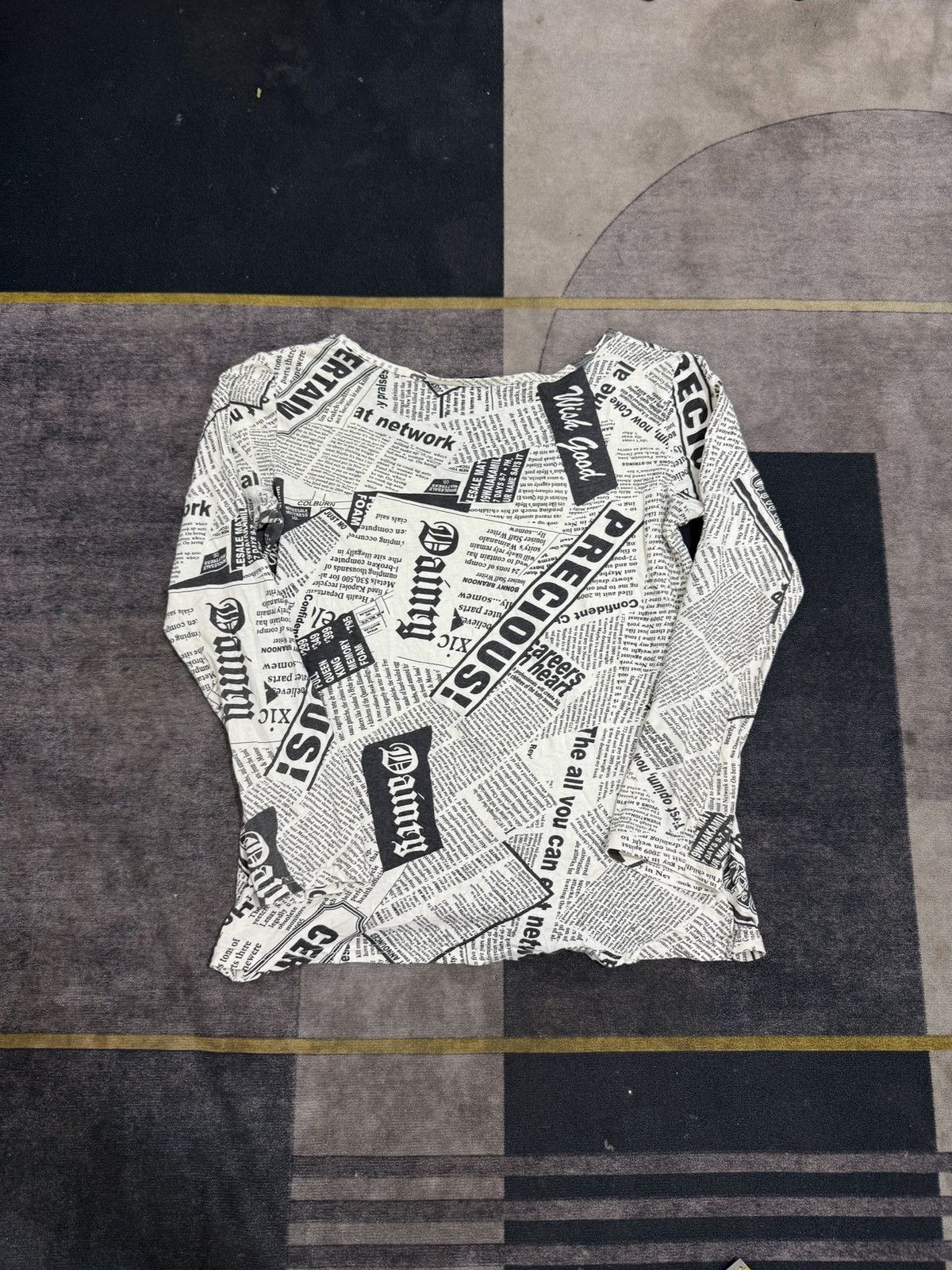Hysteric Glamour BABE BE EQUIPVALENT HYSTERIC STYLE LONG SLEEVE Size M / US 6-8 / IT 42-44 - 3 Thumbnail