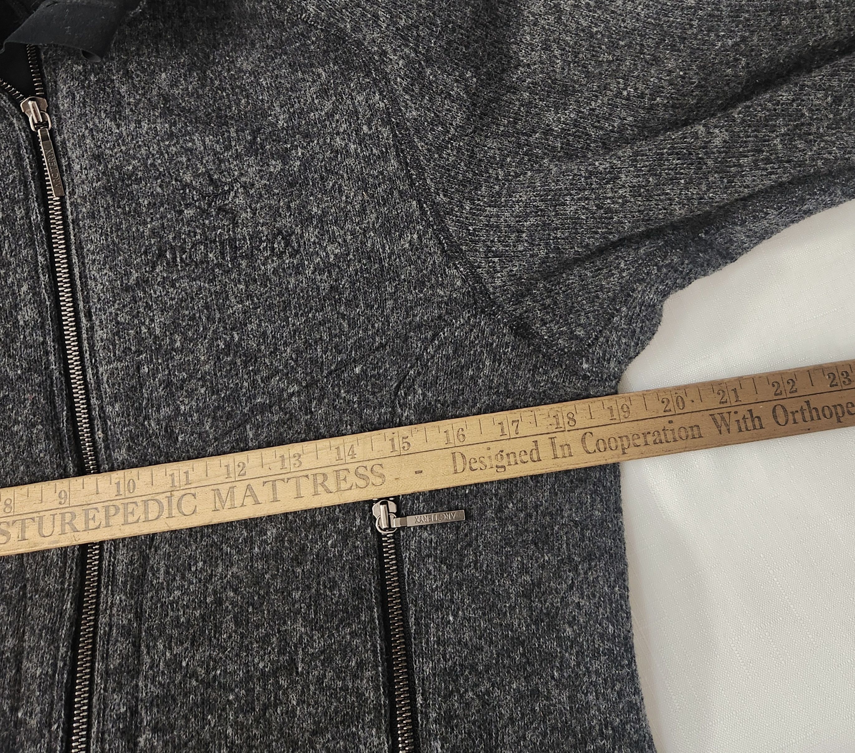 Arc'teryx Arc'teryx Vintage Grey black Fleece Full Zip Jacket Small Size S / US 4 / IT 40 - 12 Thumbnail