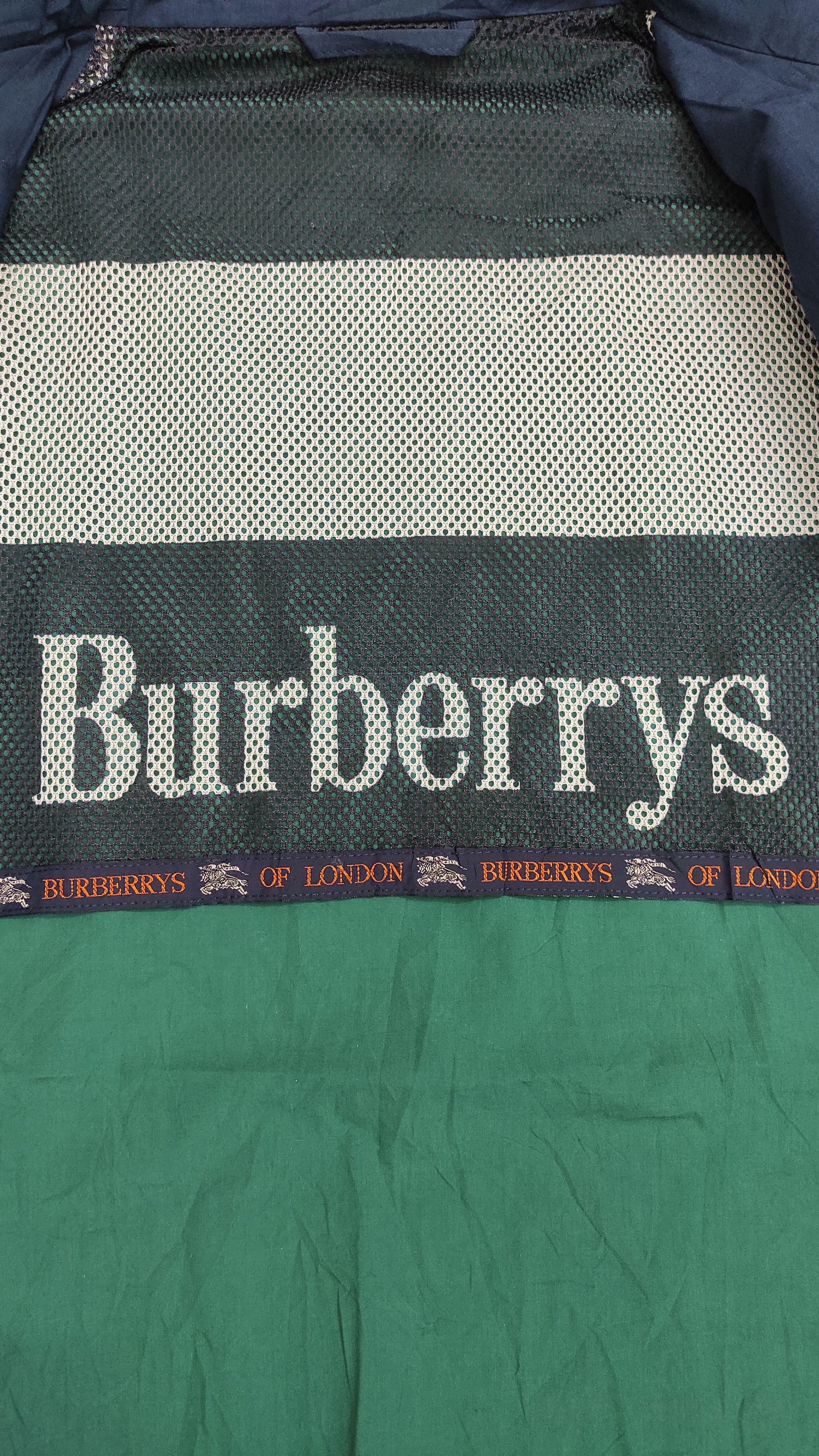 Burberry Archive 90's BURBERRYS SPORTS JACKET WITH PEAKED HOODIE Size US S / EU 44-46 / 1 - 16 Thumbnail