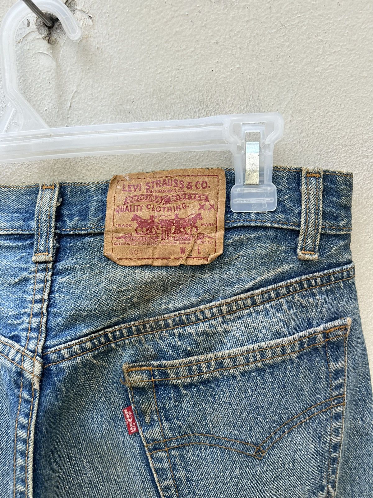 Levi's Vintage 80s Levi’s 501 Distressed Muddy Denim Jeans Size US 31 - 19 Thumbnail