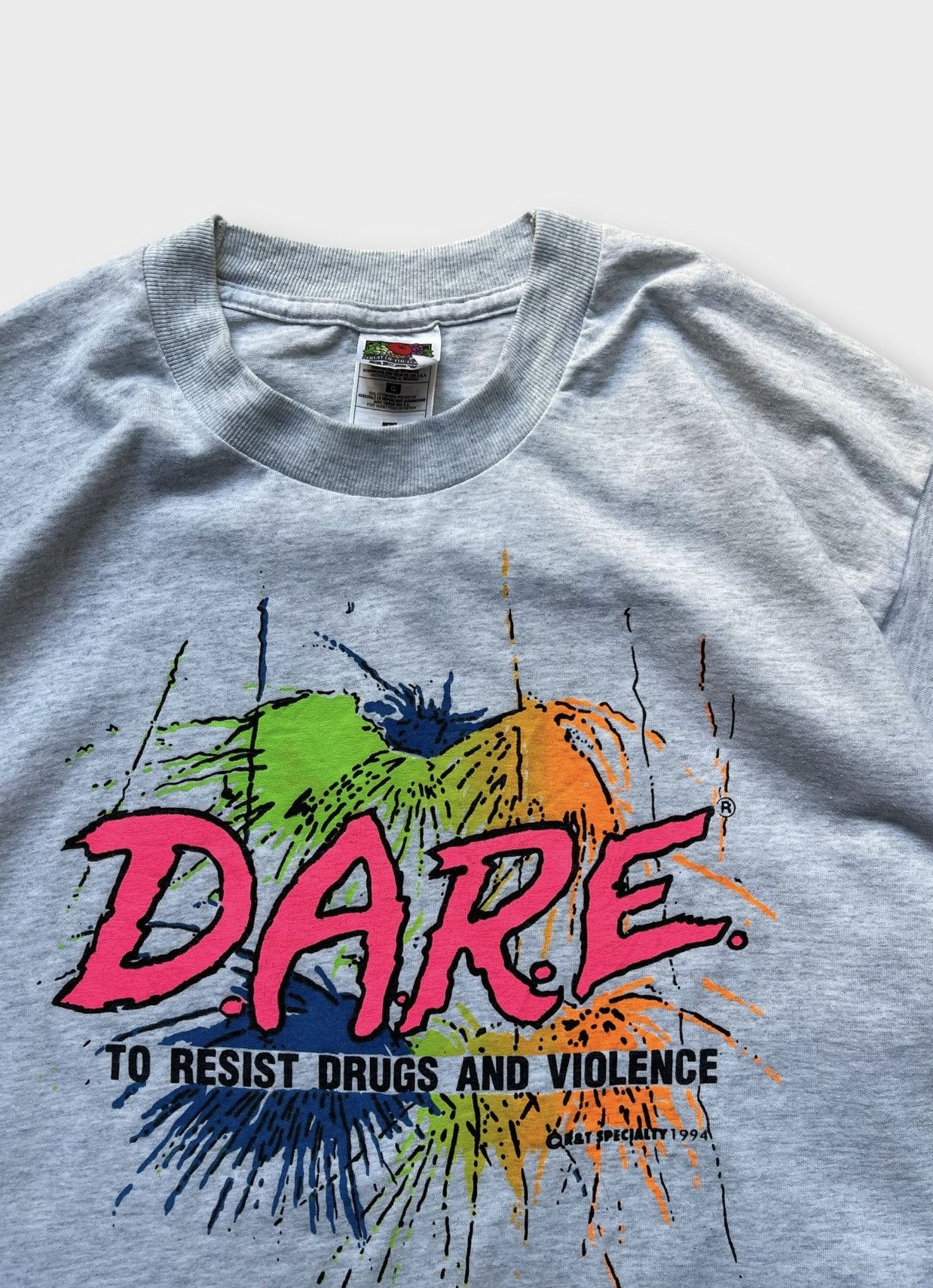 Vintage Vintage DARE to resist drugs and violence t shirt 1994 Size US L / EU 52-54 / 3 - 3 Thumbnail