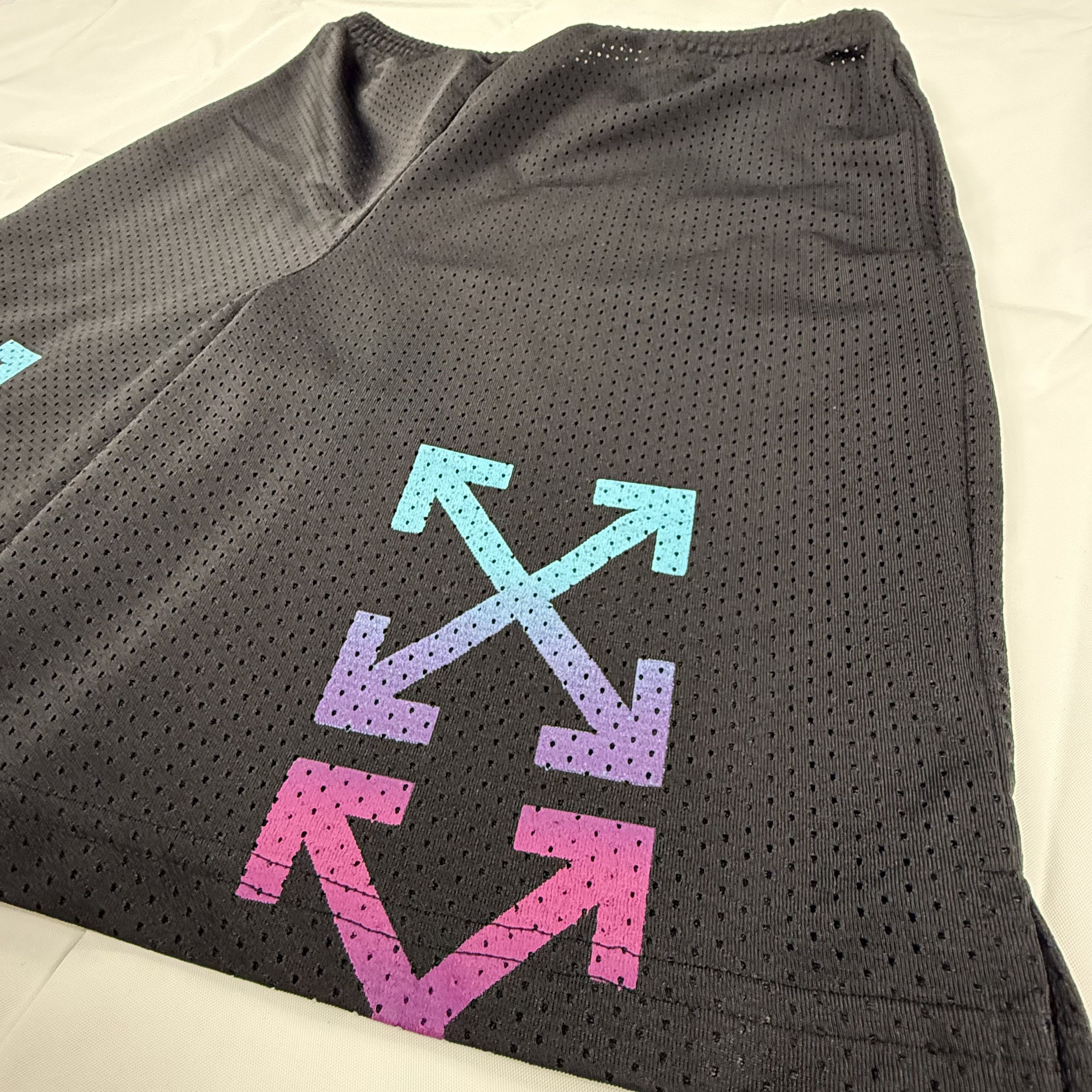Off-White Off-White Mens Black Gradient Arrow Mesh Basketball Shorts Size US 29 - 3 Thumbnail