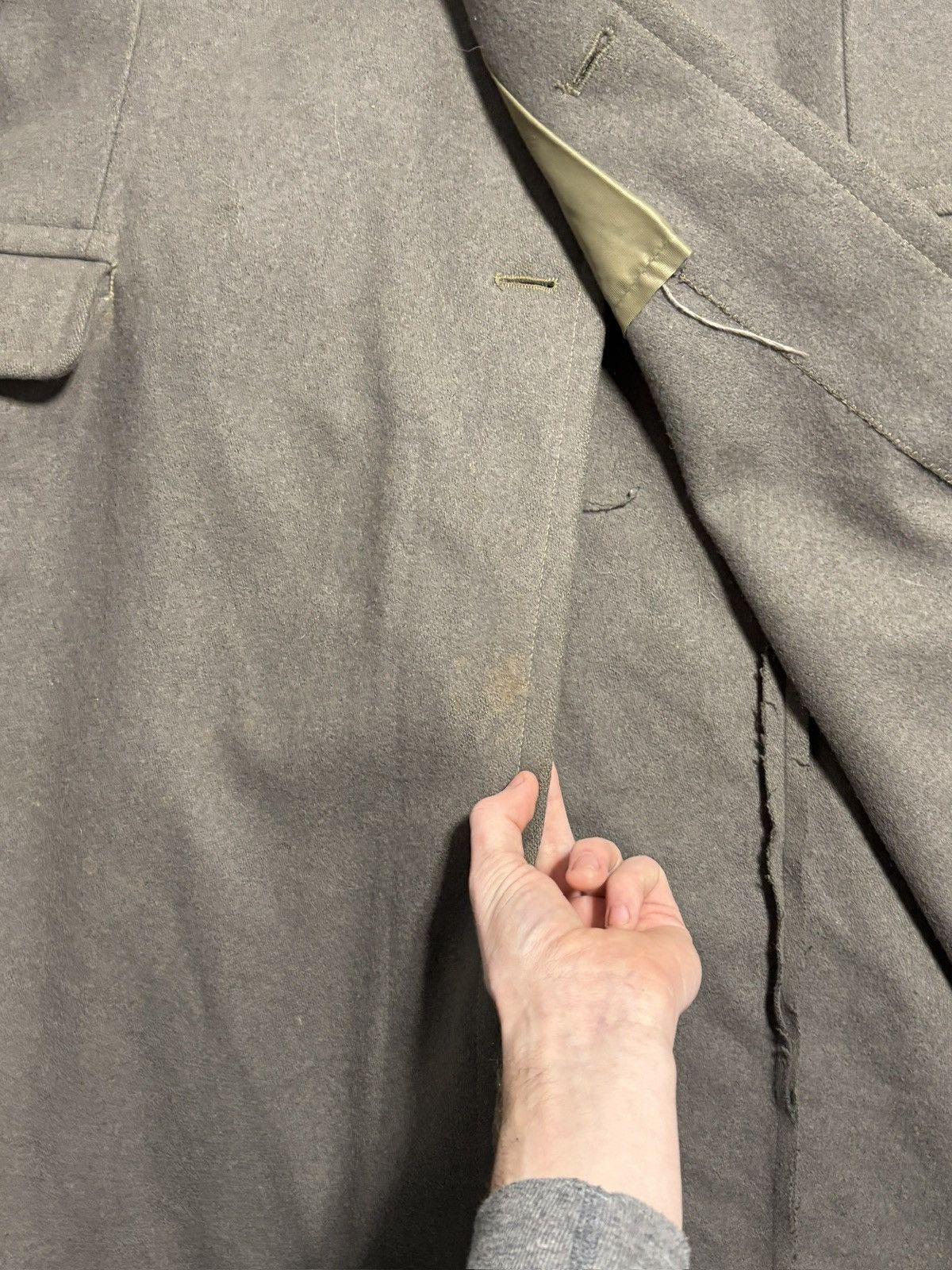 Vintage 1970s East German Military Vintage Wool Coat Trench Army 60s Size US M / EU 48-50 / 2 - 10 Thumbnail