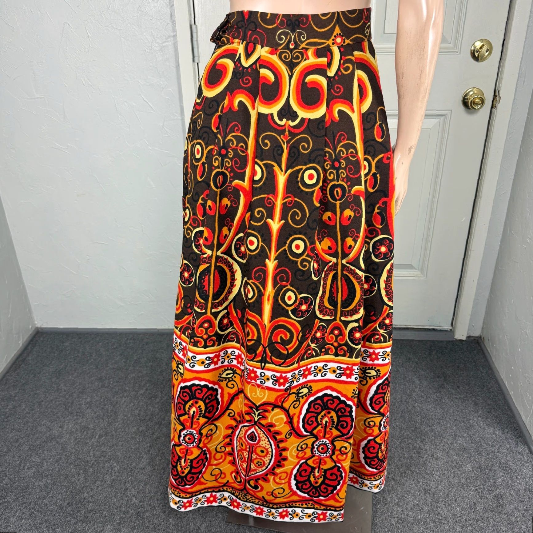 Vintage VINTAGE Women's Skirt Maxi Floral Mod Polyester SS1 2XS Red Spring Summer Winter Casual Modern Size 24" / US 00 / IT 34 - 3 Thumbnail