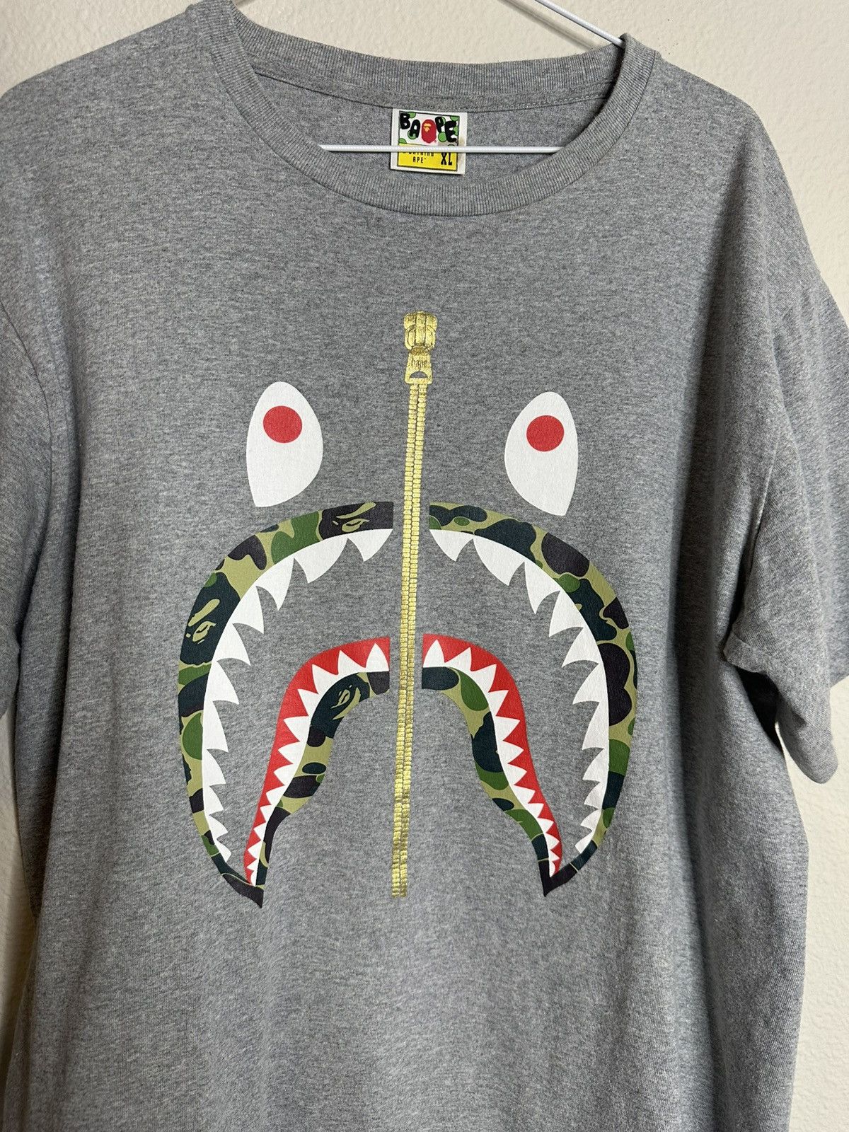 Bape BAPE A Bathing APE Gray Camo Shark Size US XL / EU 56 / 4 - 2 Thumbnail