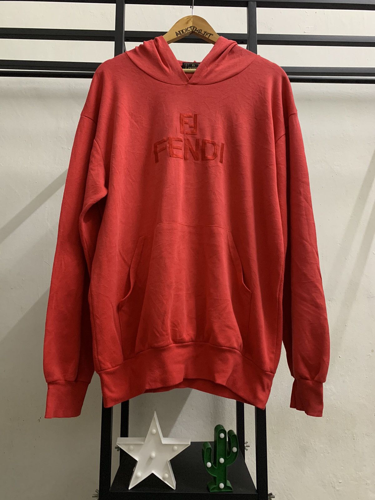 Fendi 🔥HOT🔥 FENDI EMBROIDERED LOGO RED HOODIE VERY RARE Size US L / EU 52-54 / 3 - 1 Thumbnail