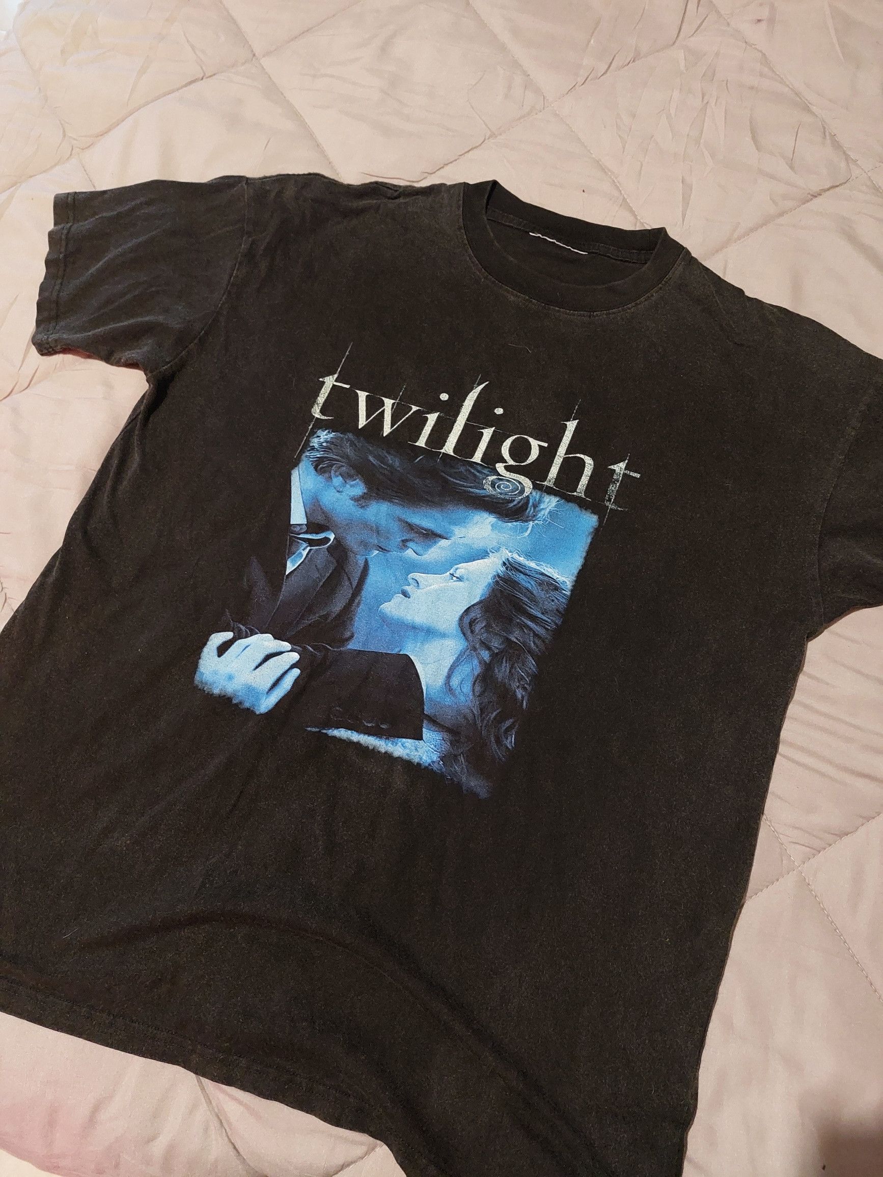 Vintage Twilight tee Size US L / EU 52-54 / 3 - 1 Thumbnail