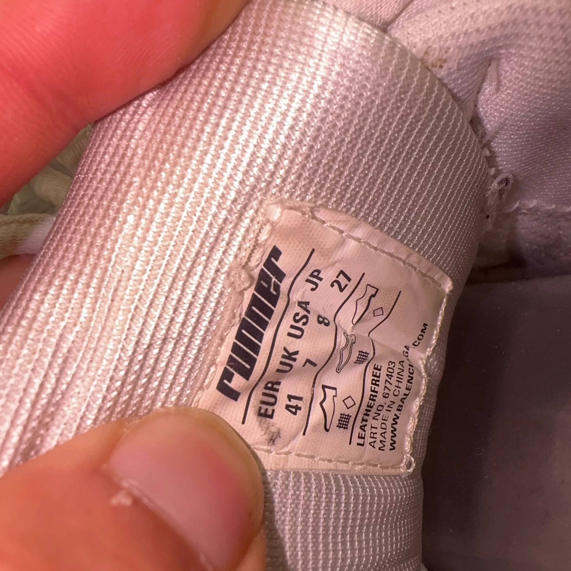 Balenciaga Balenciaga Runner Graffiti Distressed White/Black Size US 8 / EU 41 - 9 Thumbnail