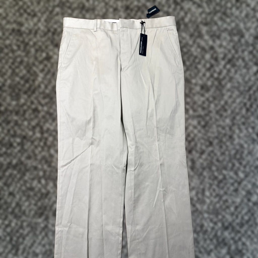 Express Express Men Chino pants 36 x 32 Cotton Straight Flat Front NEW Size US 36 / EU 52 - 1 Thumbnail