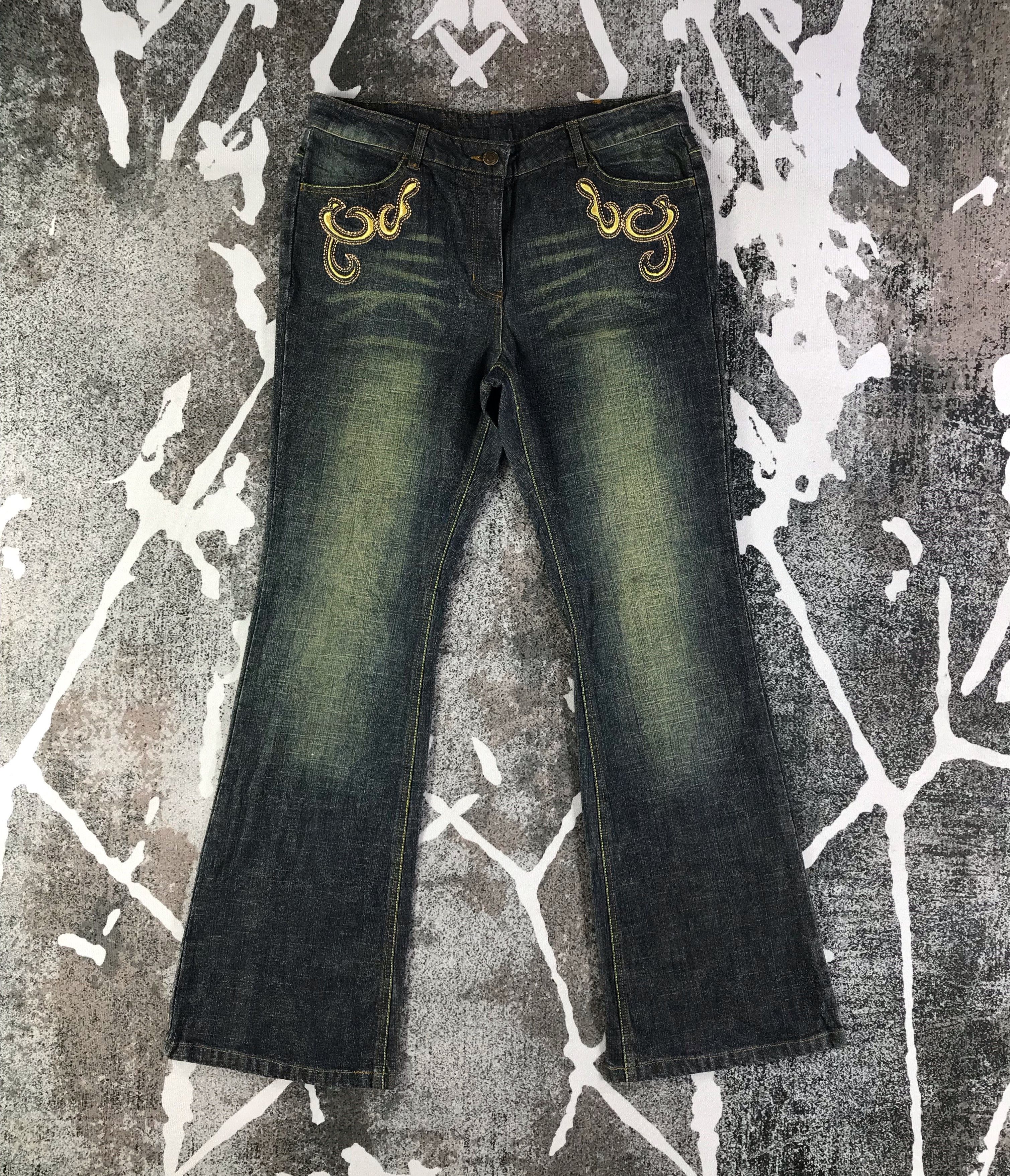 Vintage Vintage Japanese Jeans Blue Flare Denim KJ1779 Size 31" - 1 Thumbnail