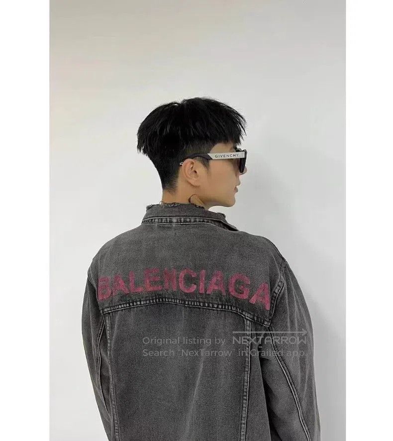 Balenciaga Balenciaga Distressed Logo Denim Jacket Size XXS / US 00 / IT 34 - 9 Thumbnail