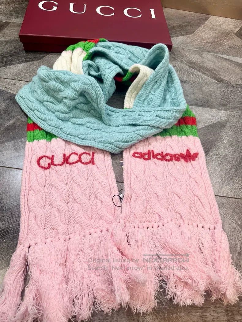 Gucci Gucci Clover co-branded scarf Size ONE SIZE - 1 Thumbnail