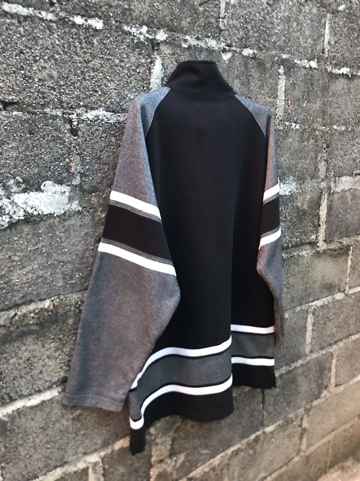 Converse ⚡️Vintage Converse Half Zipper Pullover Sweatshirt Size US L / EU 52-54 / 3 - 12 Thumbnail