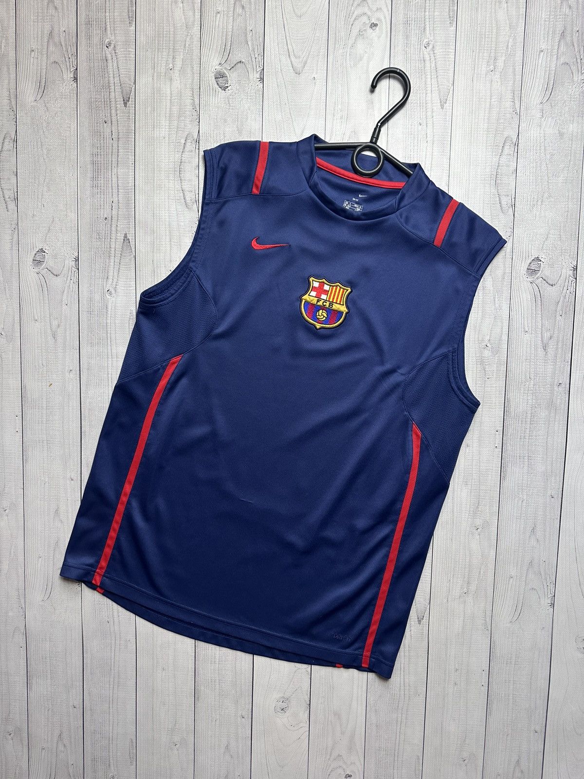 Nike × Vintage Vintage Nike Barcelona soccer jersey size M logo Size US M / EU 48-50 / 2 - 1 Thumbnail