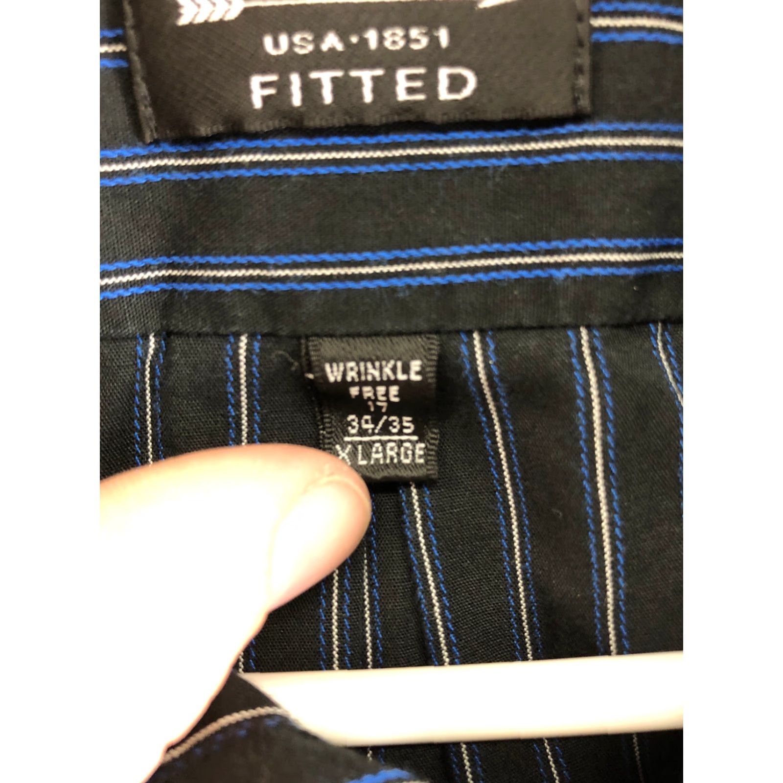 Arrow Arrow Shirt XL Blue Striped Mens Long Sleeve Spread Collar Wrinkle Free Button-Up Regular Fit Apparel Size US XL / EU 56 / 4 - 7 Thumbnail