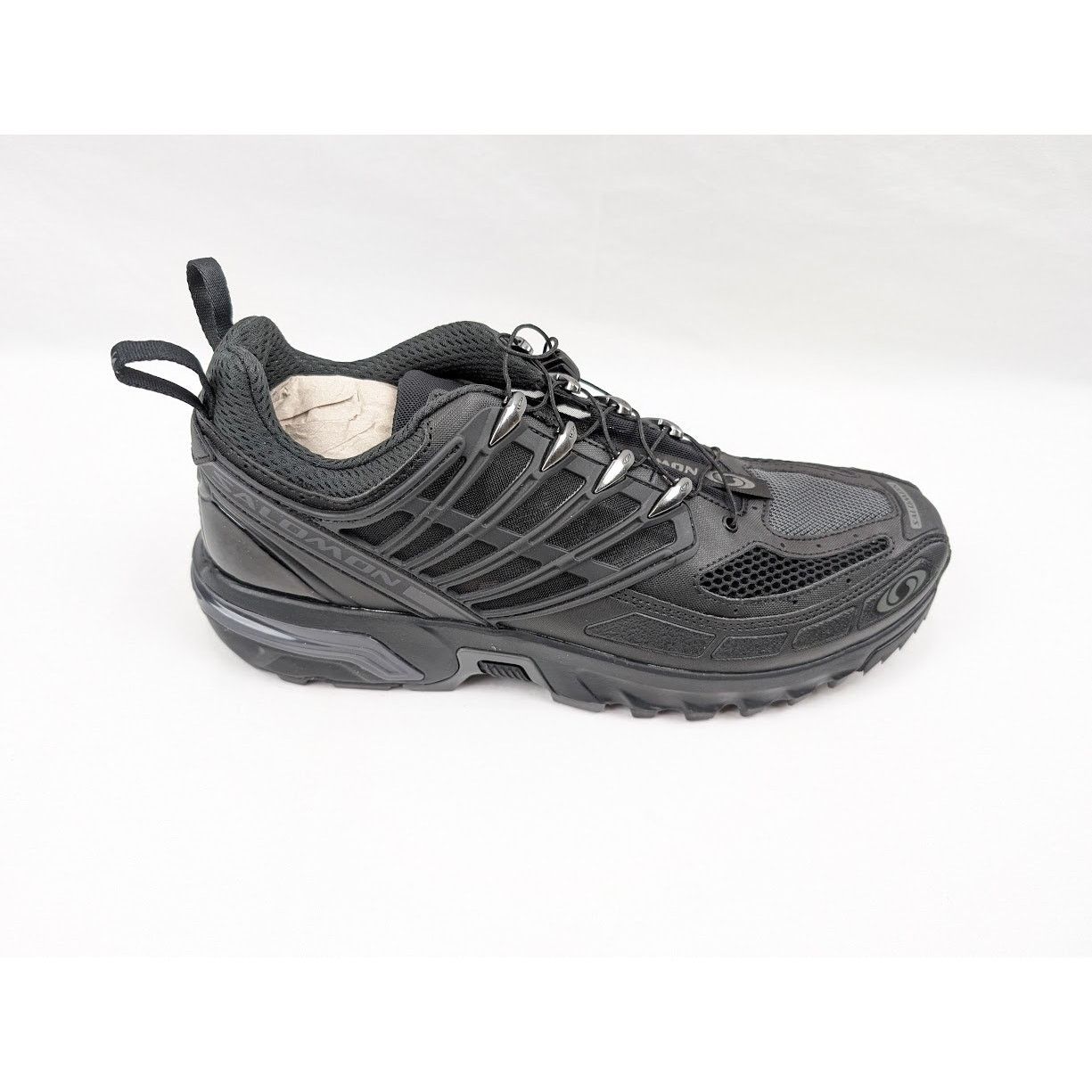 Salomon o1rshd1 Unisex Low-Top Sneakers in Black Size US 11 / EU 44 - 1 Thumbnail