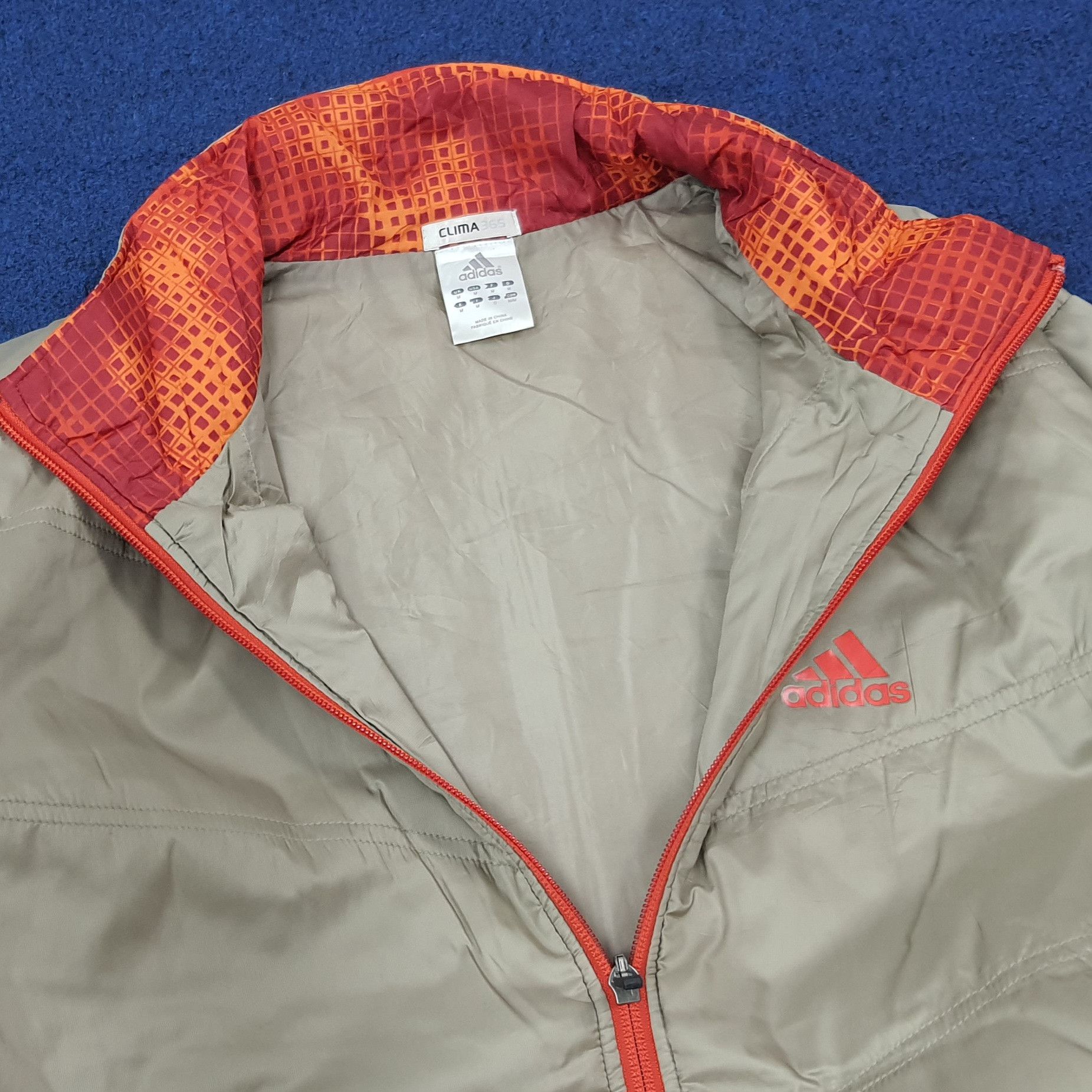 Adidas Vintage Adidas ClimaProof Puffer Custom Logo Jacket C278N18 Size US L / EU 52-54 / 3 - 5 Thumbnail