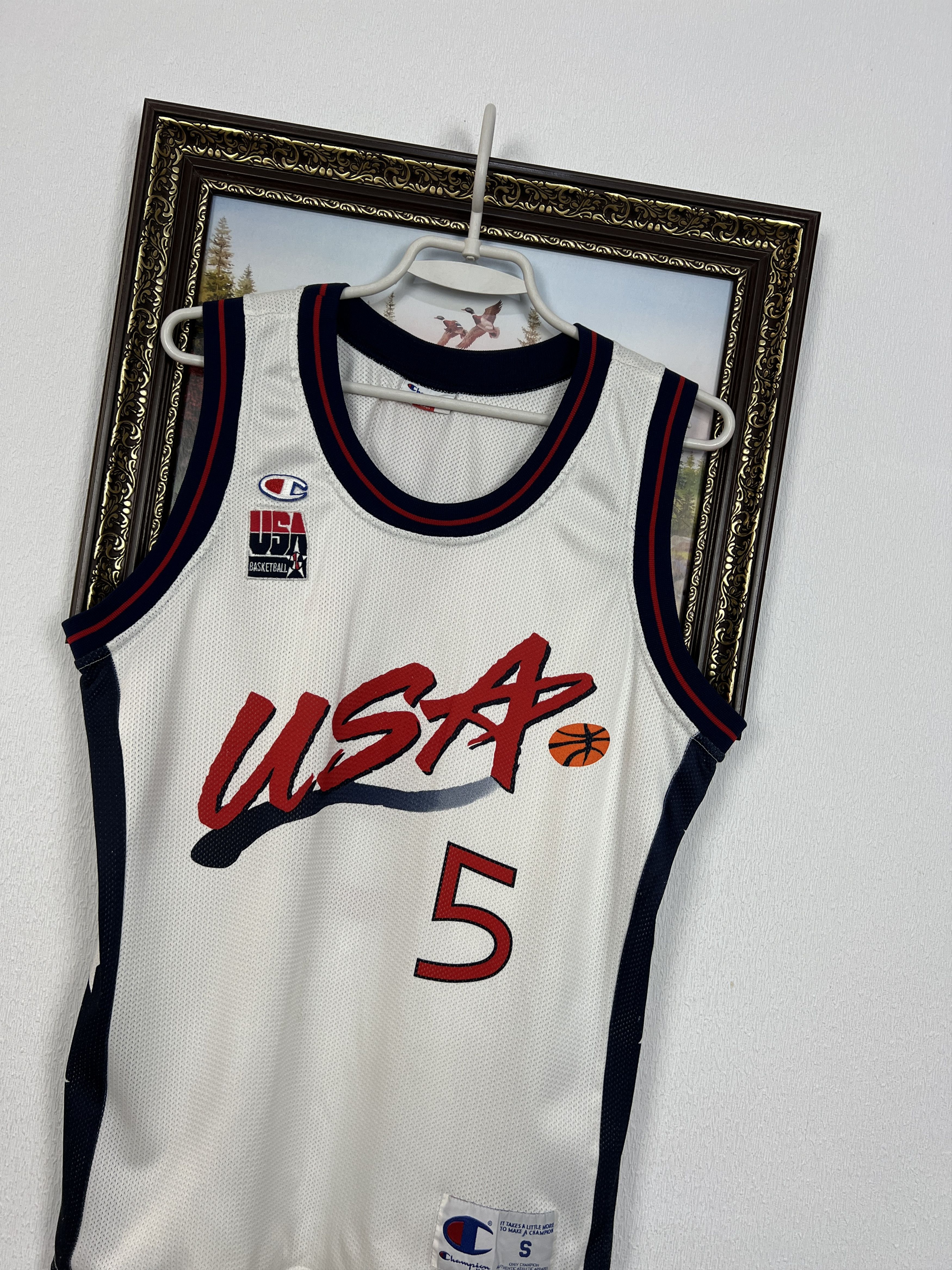 Champion Vintage 90's Champion USA Team #5 Hill White NBA Jersey Size US S / EU 44-46 / 1 - 3 Thumbnail