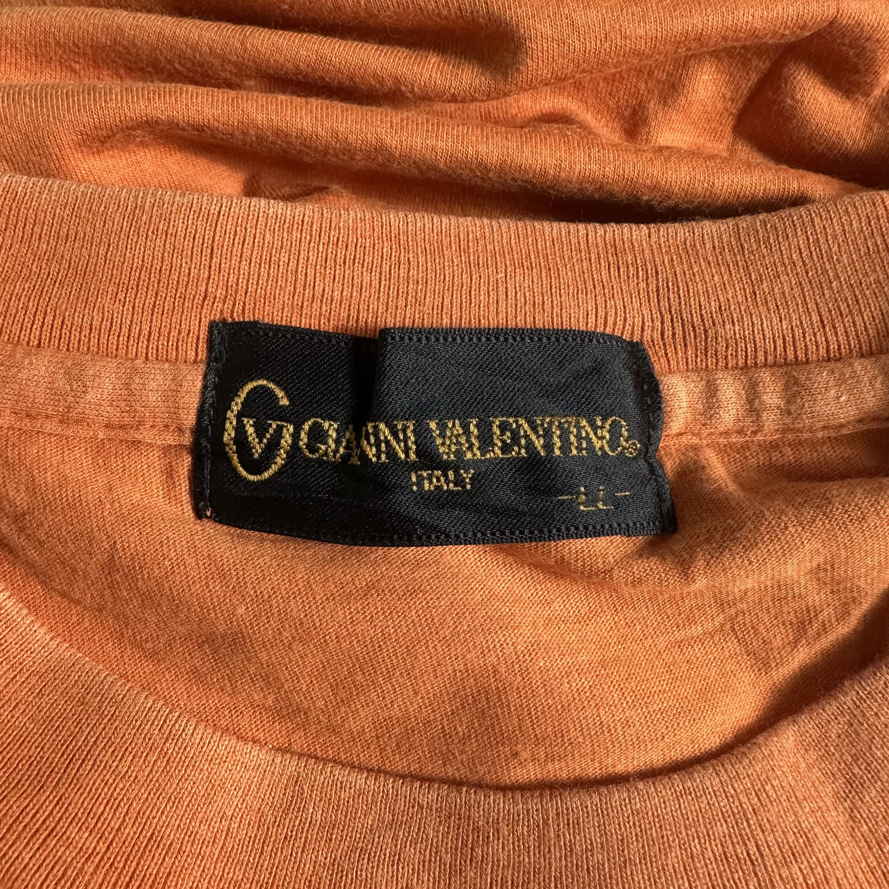 Gianni Valentino 🔥RARE🔥Vintage Gianni Valentino Spell Out T-shirt Size US XL / EU 56 / 4 - 4 Thumbnail