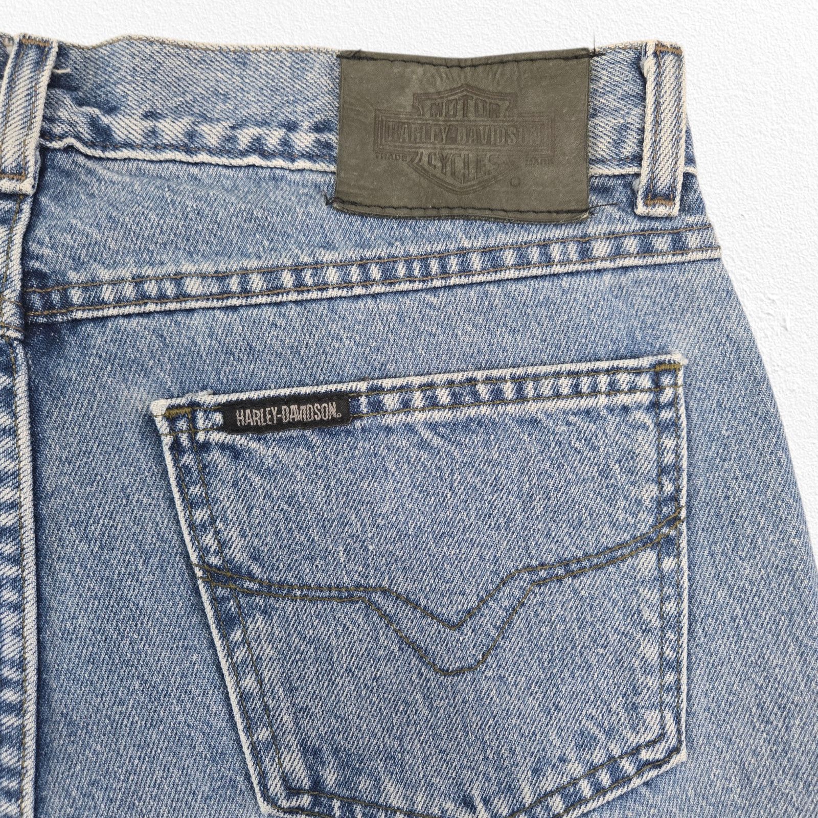 Harley Davidson 2002 Harley-Davidson Bootcut Jeans Light Wash Size 10R Size 32" / US 10 / IT 46 - 9 Thumbnail