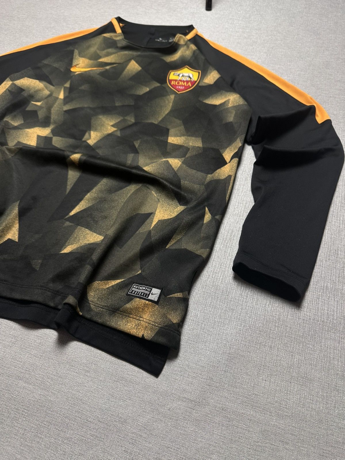 Nike Nike AS Roma International Club 2017/2018 Size US M / EU 48-50 / 2 - 3 Thumbnail