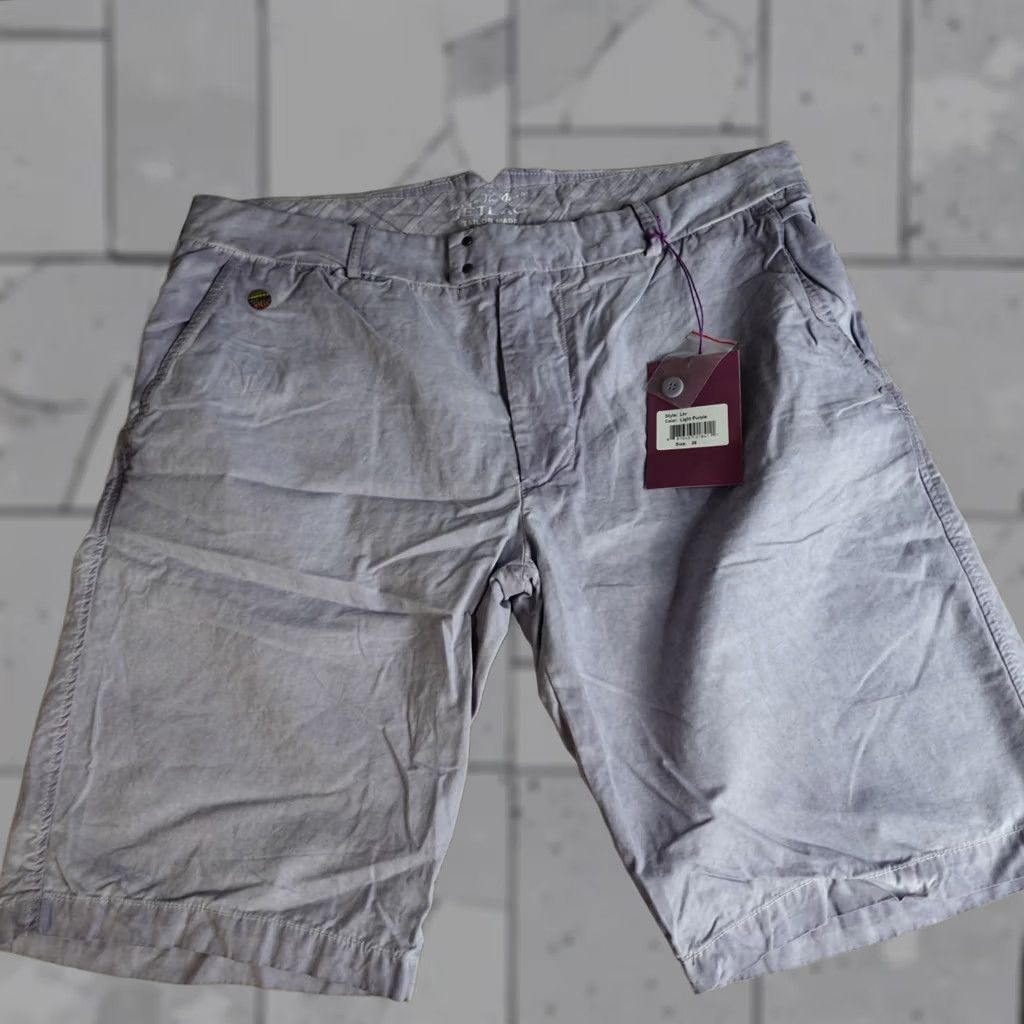 Vintage JET LAG Men's Shorts 38 Purple Solid Cotton Chino with Pockets, Mid Rise, Front Button, Inseam 11, Summer/Casual, Travel, Regular Fit Size US 38 / EU 54 - 1 Thumbnail