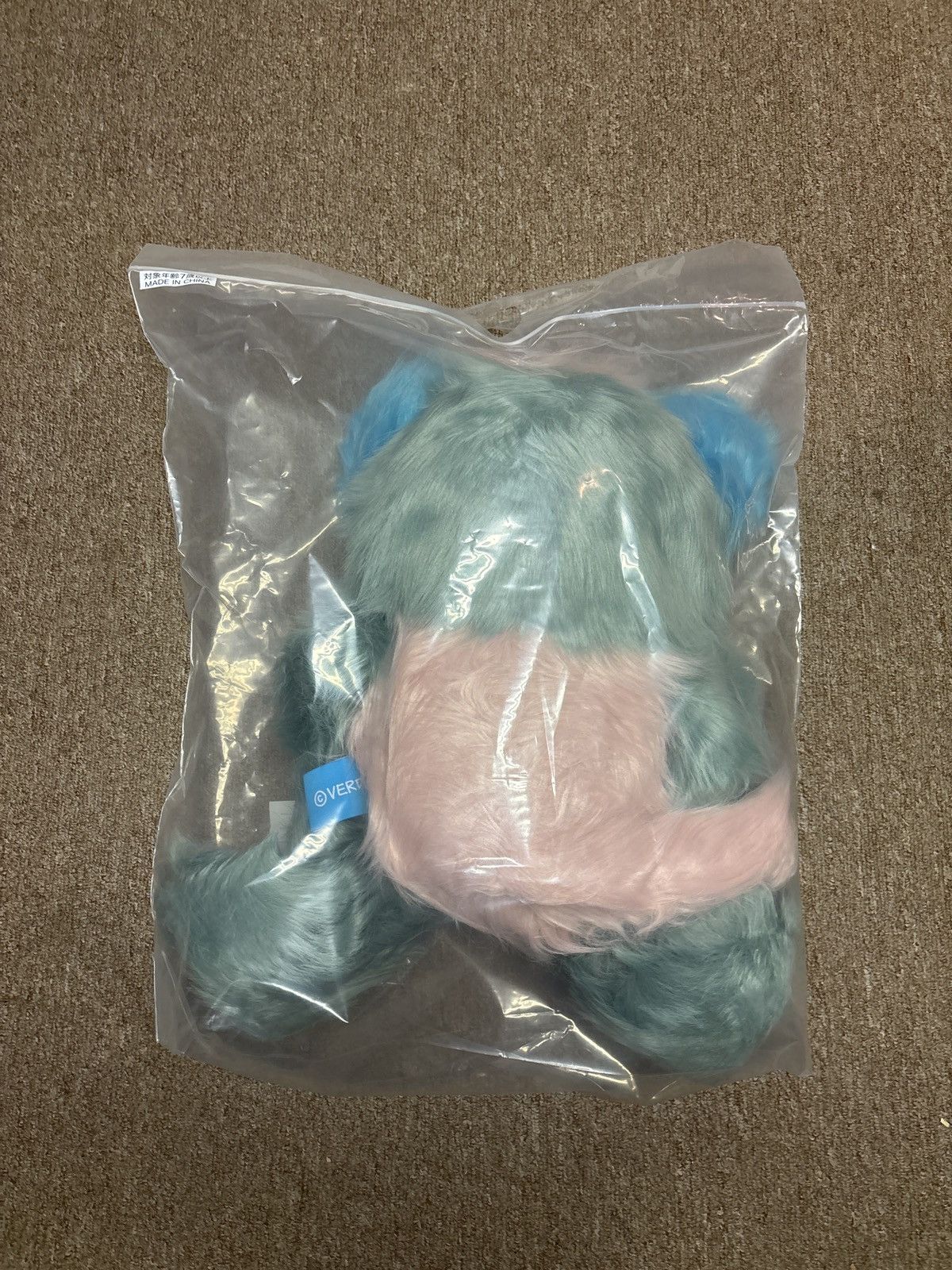 Verdy Verdy - Visty Plush Toy VISTYPLUSHIE-OS Size ONE SIZE - 1 Thumbnail