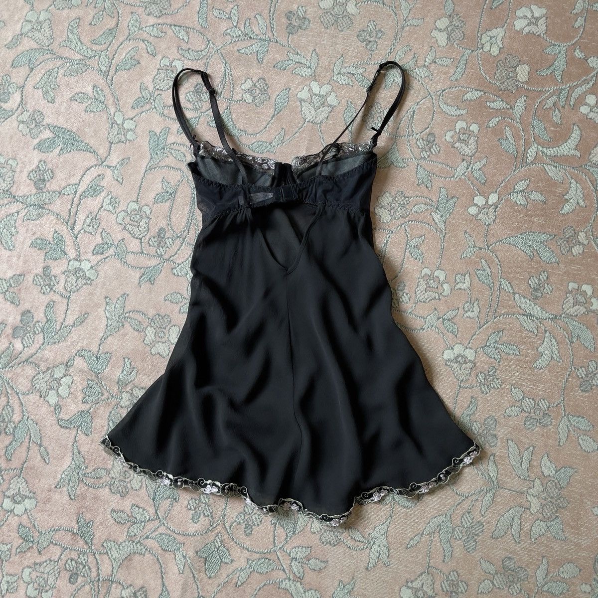 Victoria's Secret Victoria’s Secret 1990s Black Silk Mini Slip Dress (34B/32C) Size S / US 4 / IT 40 - 12 Thumbnail