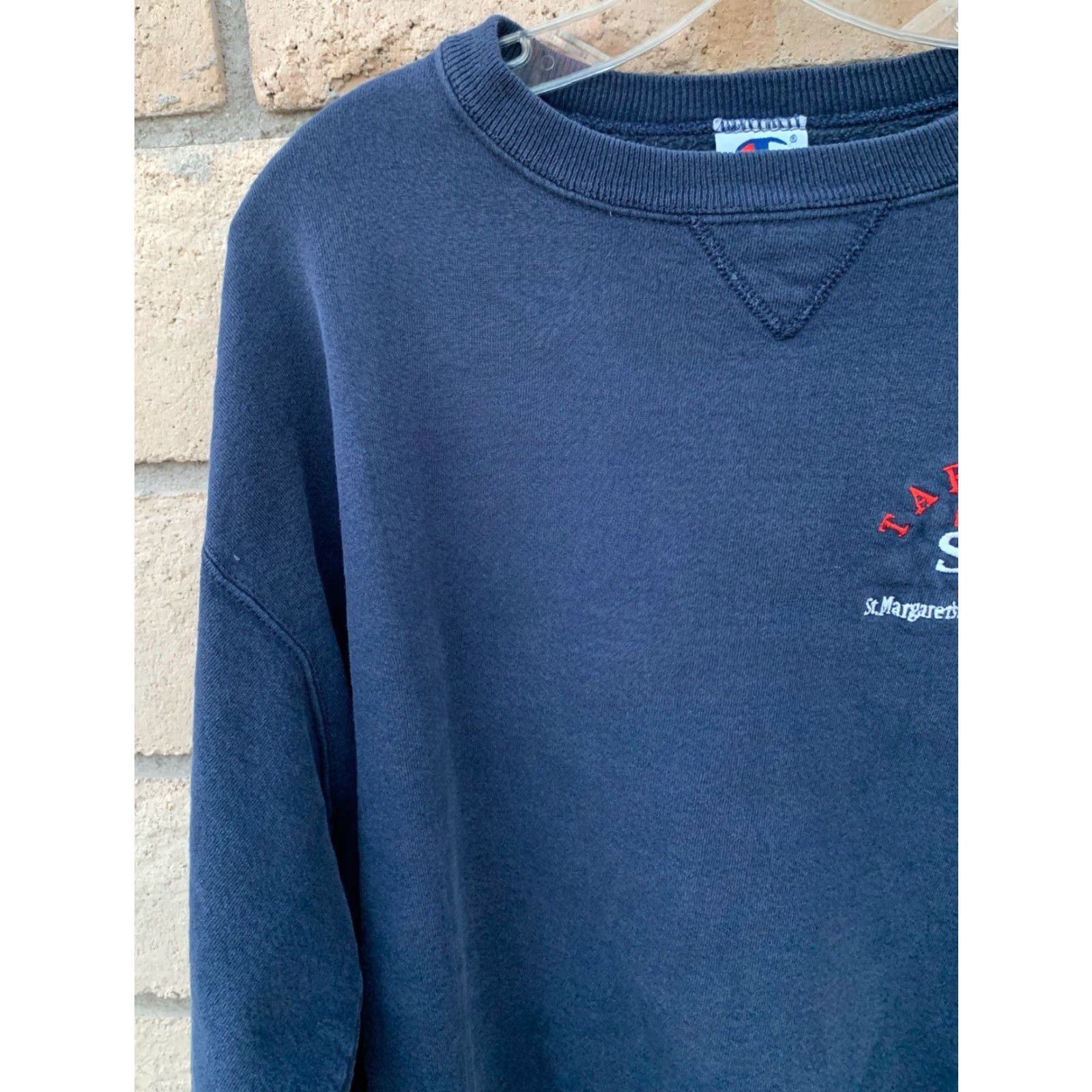 Champion VINTAGE? (No vintage indicator in title) Sorry. Size US XXL / EU 58 / 5 - 3 Thumbnail