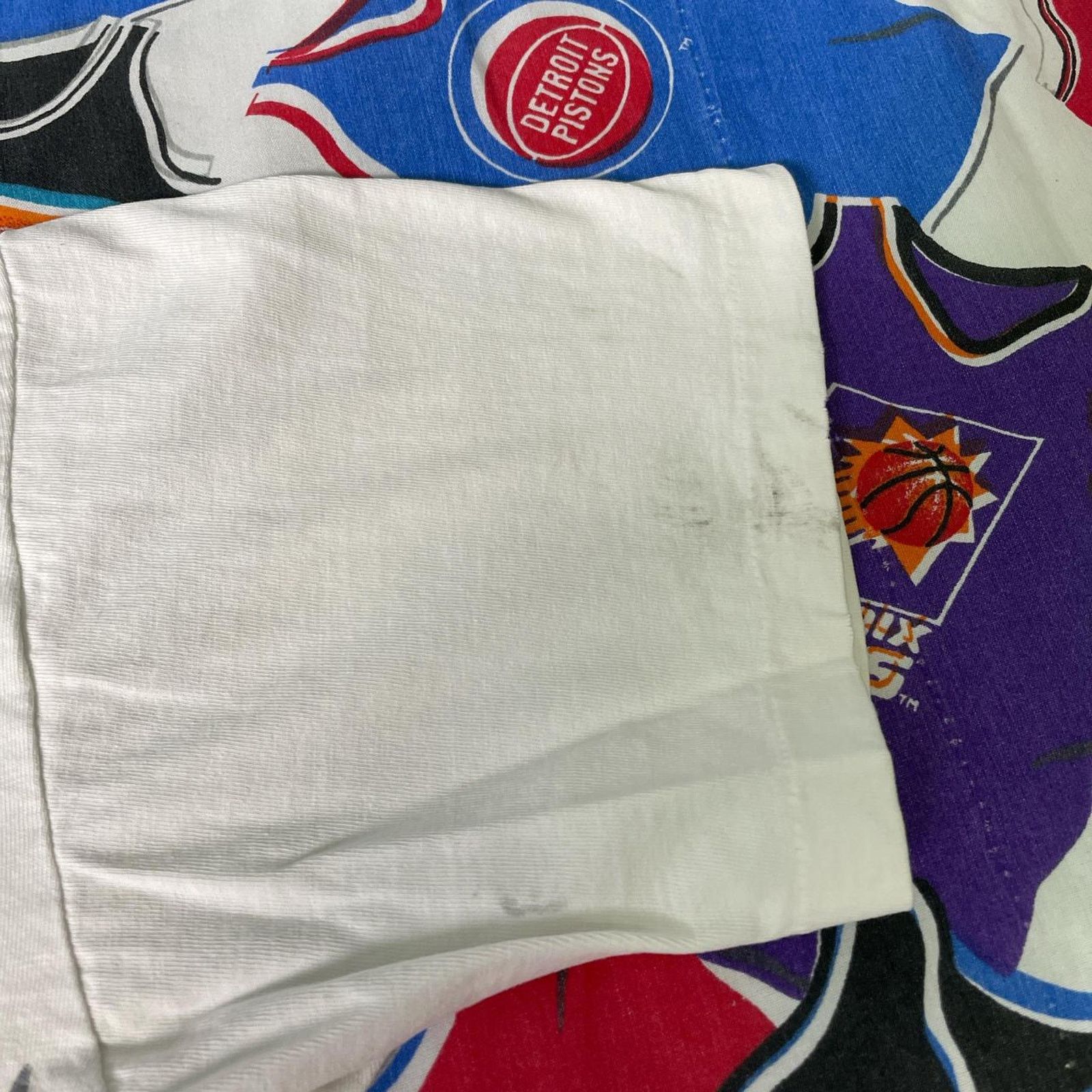 NCAA × Vintage Vintage 90s NCAA UNC Tar Heels North Carolina Basketball Tee Size US L / EU 52-54 / 3 - 7 Thumbnail