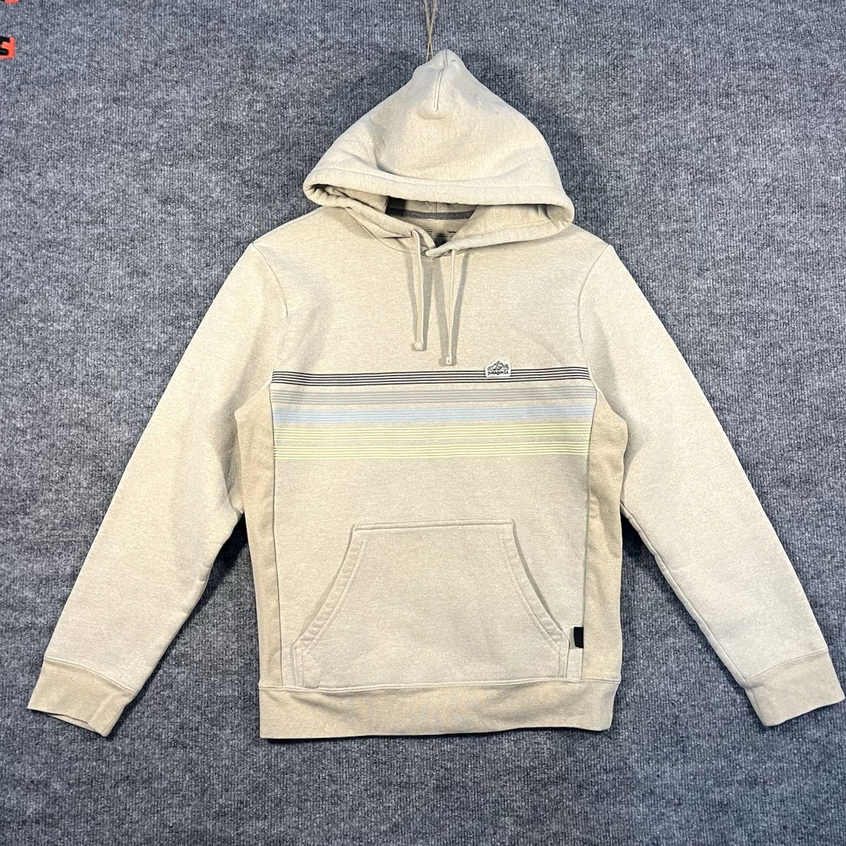 Patagonia Patagonia Hoodie Womens Small Beige Ridge Stripe Line Logo Uprisal Pullover Hooded Sweater S Beige Womens Size S / US 4 / IT 40 - 2 Thumbnail