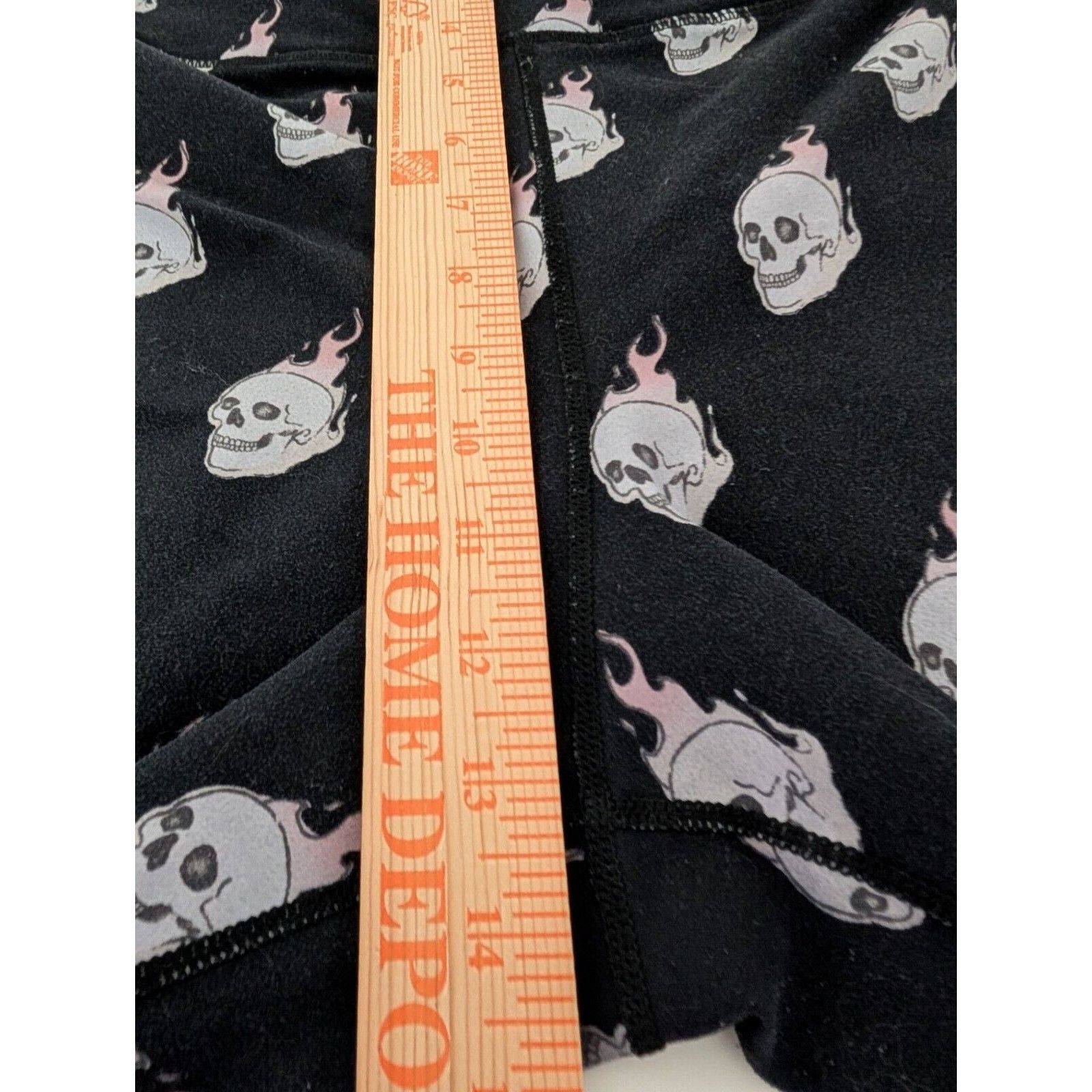 Torrid Torrid Active Flaming Skull Leggings Womens Size 4X Black Size 40" / US 18 - 14 Thumbnail