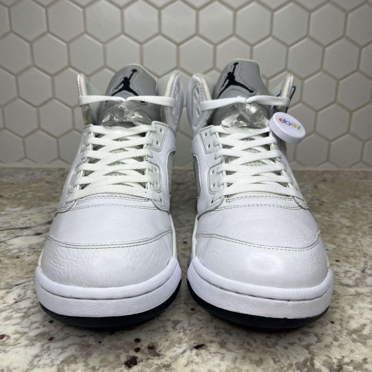 Jordan Brand Size 11 - Air Jordan 5 Retro 2015 White Metallic CLEAN W/Box Size US 11 / EU 44 - 4 Thumbnail